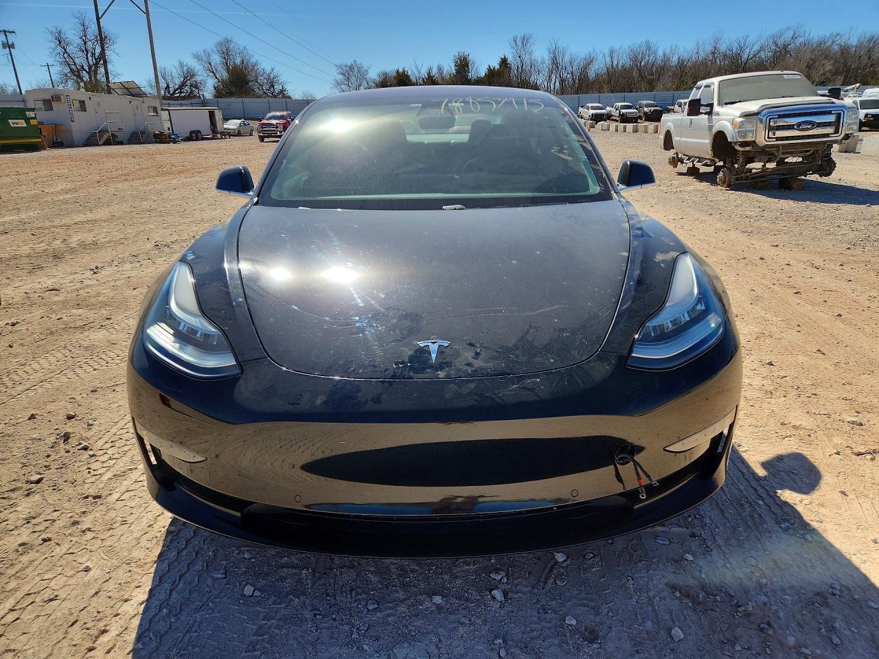 2019 Tesla Model 3 - Фото 5