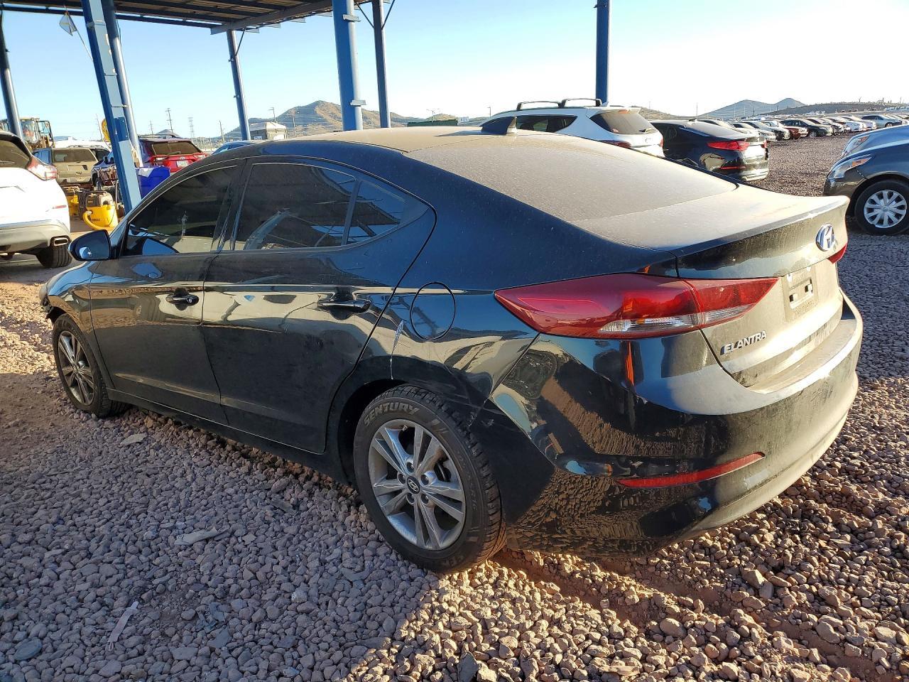 2018 Hyundai Elantra Sel - Image 2