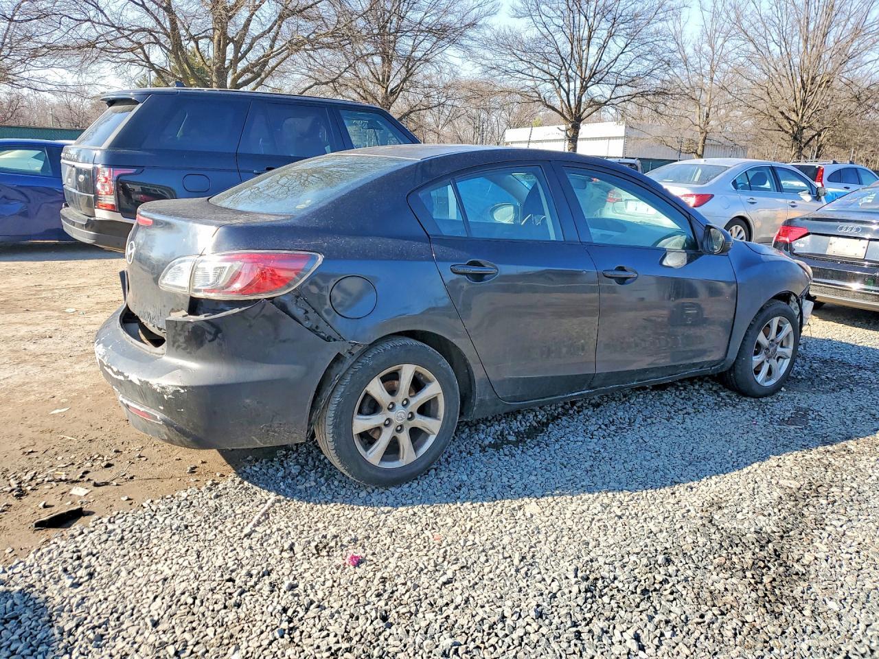 2011 Mazda Mazda3 - Фото 3