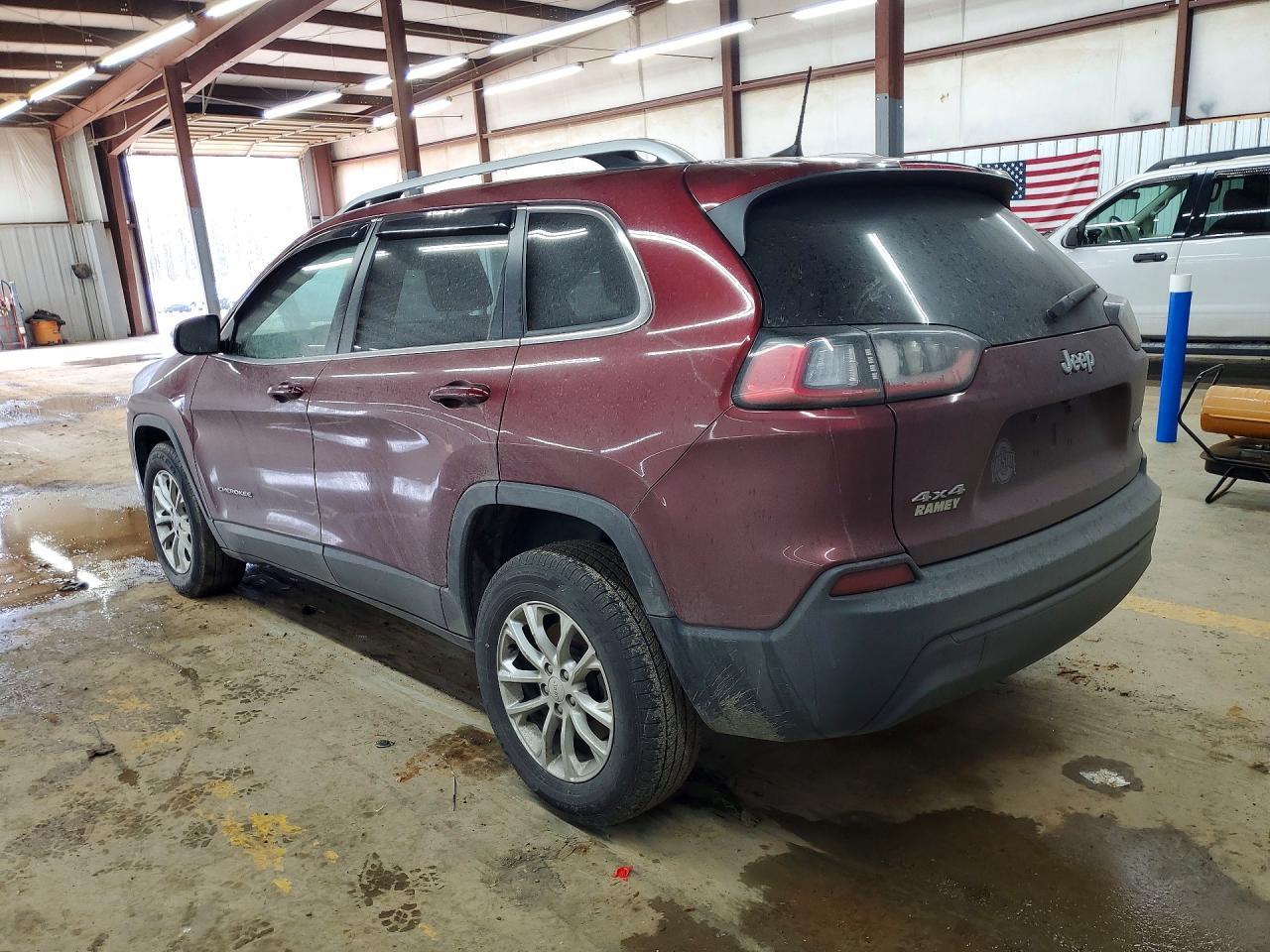 2019 Jeep Cherokee Latitude - Фото 2