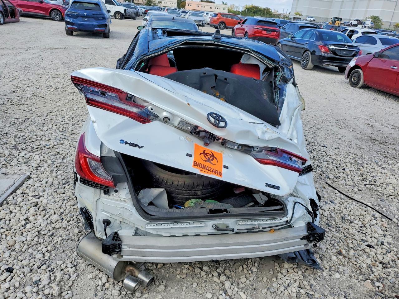 2025 Toyota Camry Xse - Фото 6