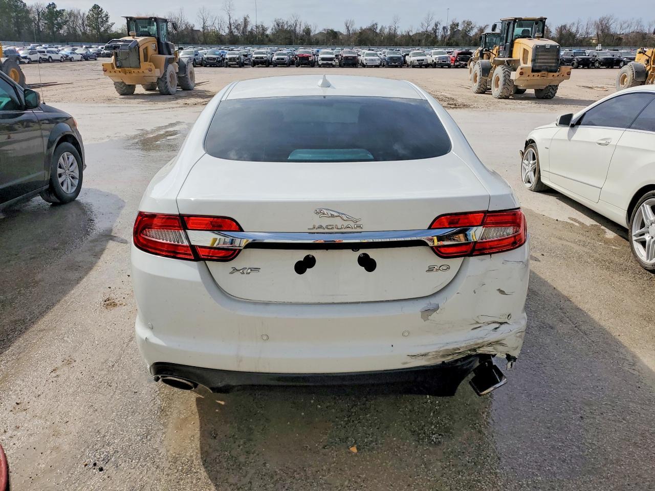 2015 Jaguar Xf 3.0 Sport - Image 6