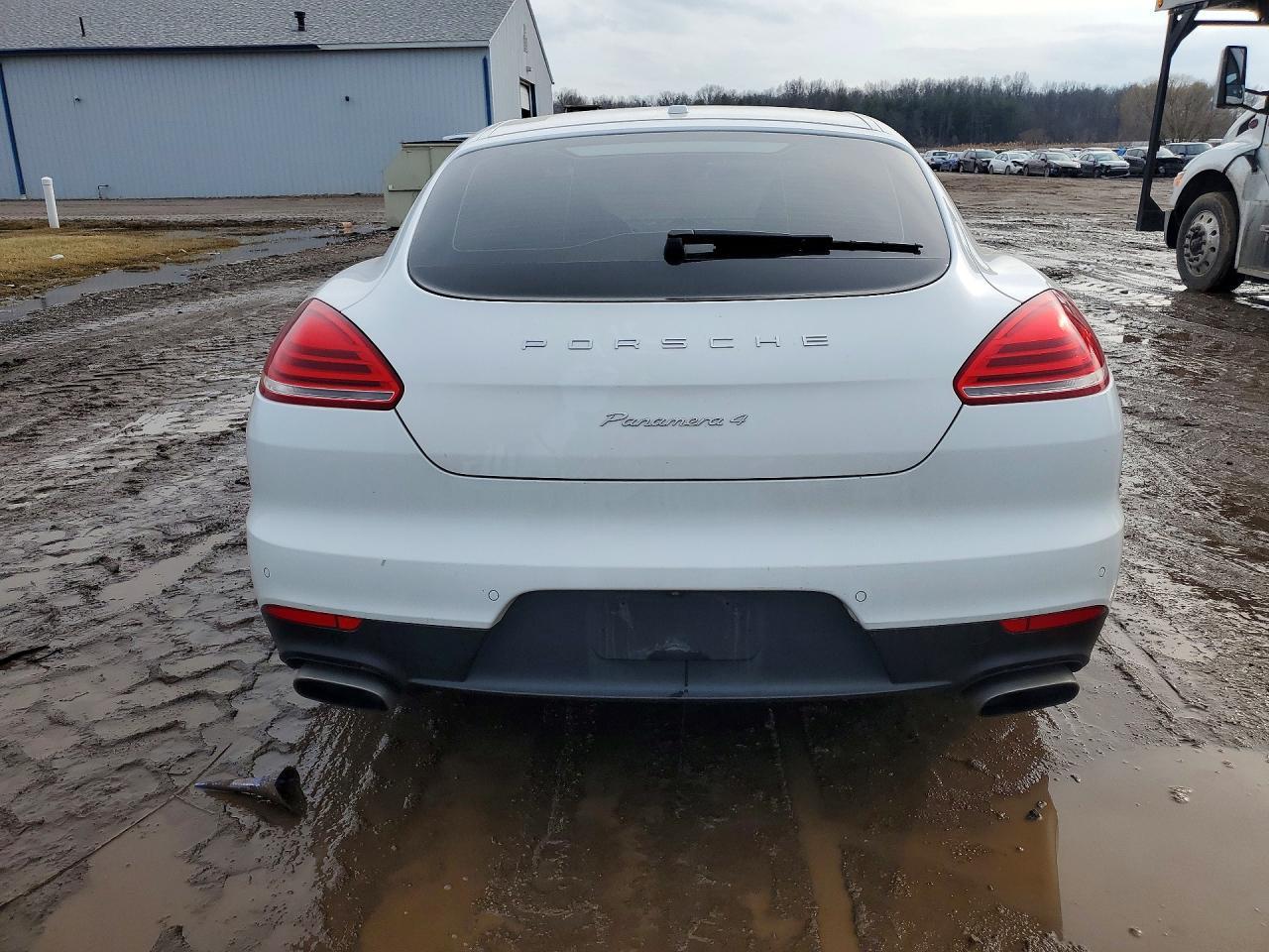 2015 Porsche Panamera 2 - Image 6
