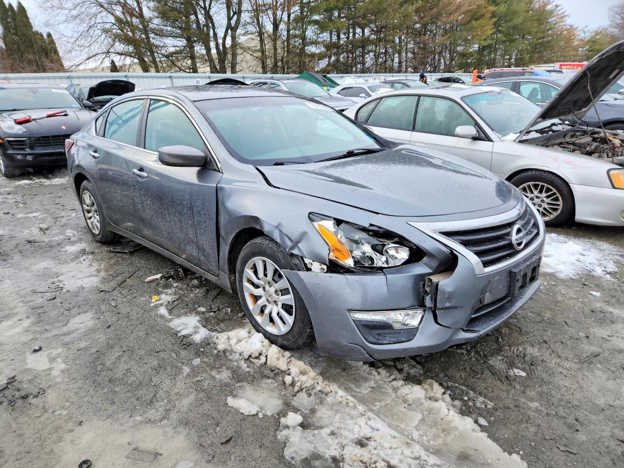 2014 Nissan Altima 2.5 - Image 4