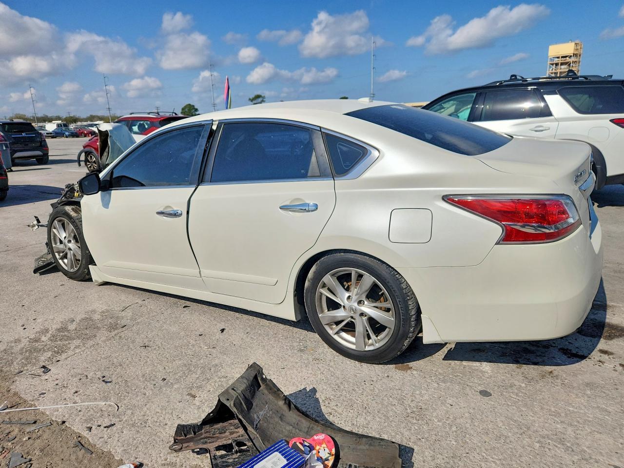 2015 Nissan Altima 2.5 - Фото 2