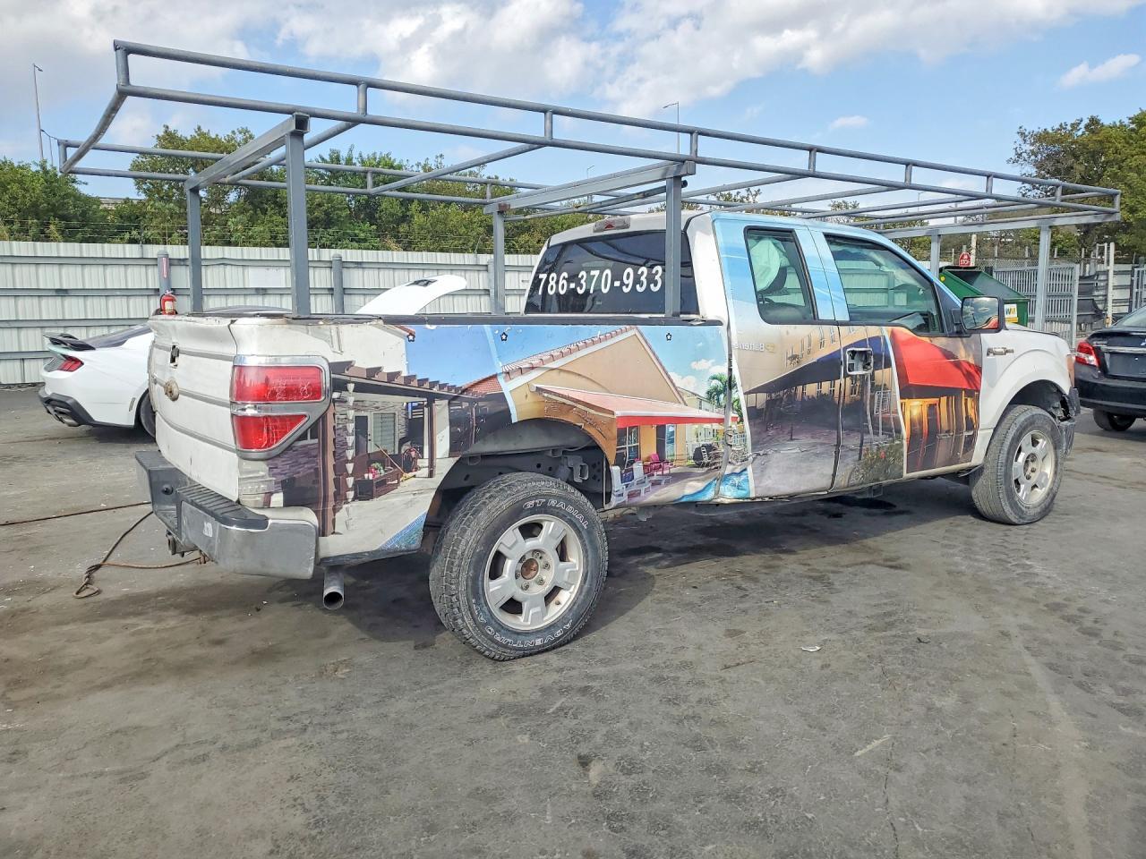 2010 Ford F150 - Image 3