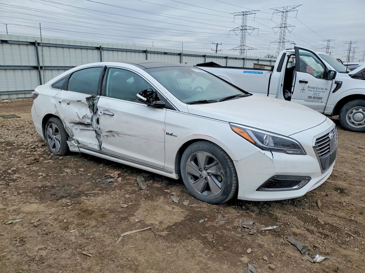 2016 Hyundai Sonata Hybrid Limited - Image 4
