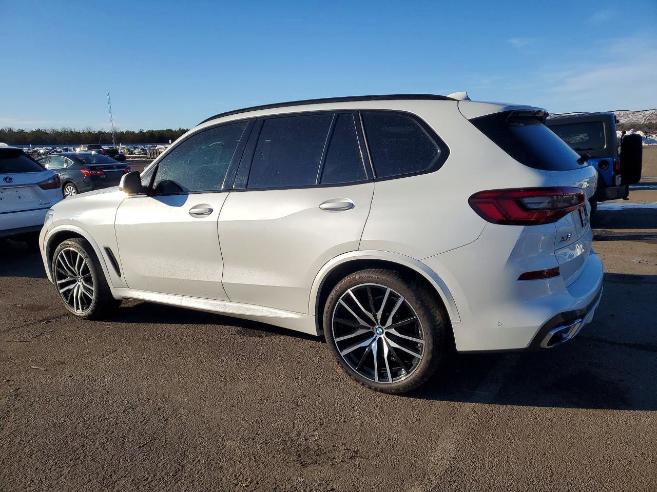 2019 BMW X5 xDrive40I - Image 2