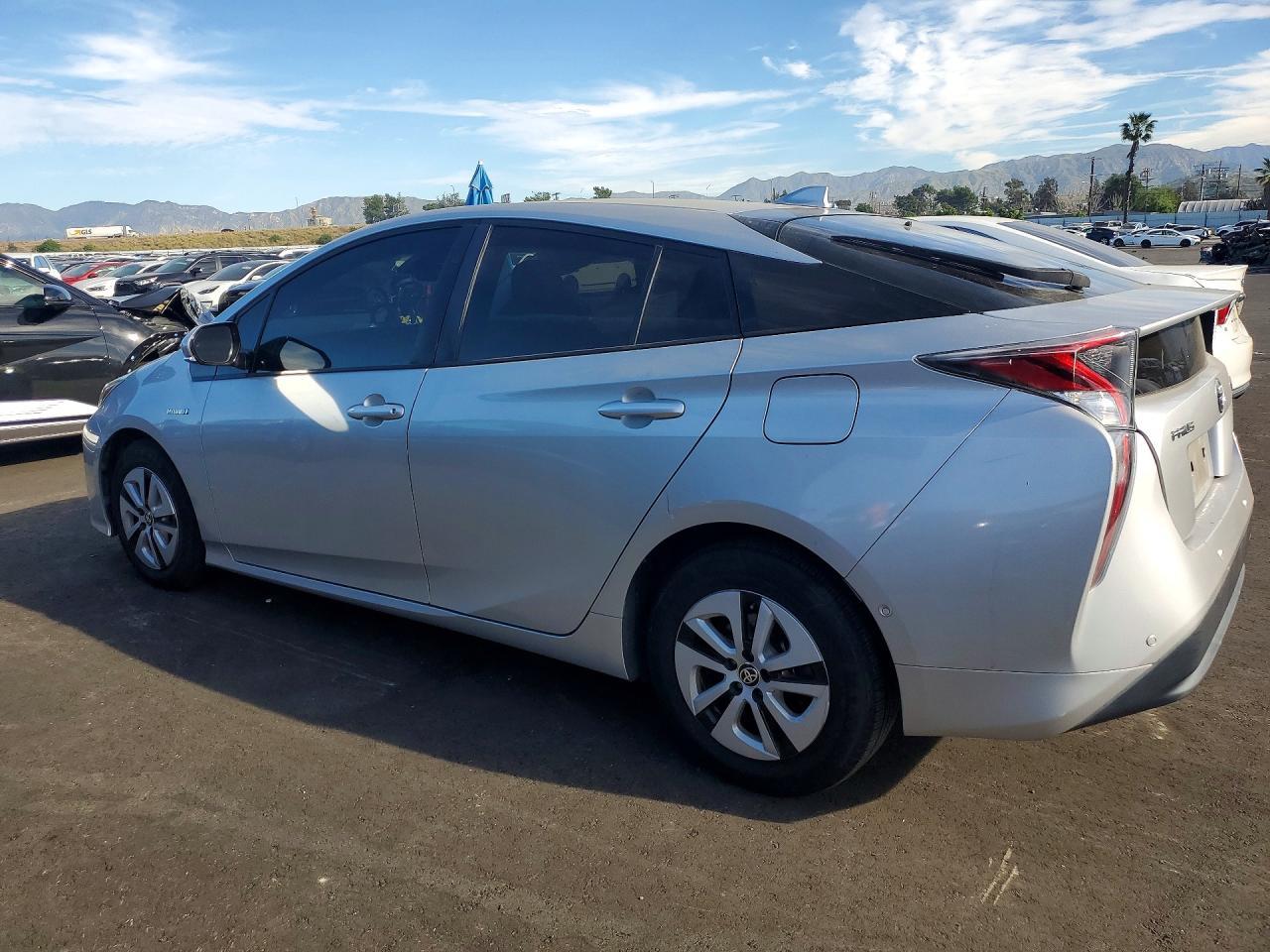 2018 Toyota Prius Three - Image 2