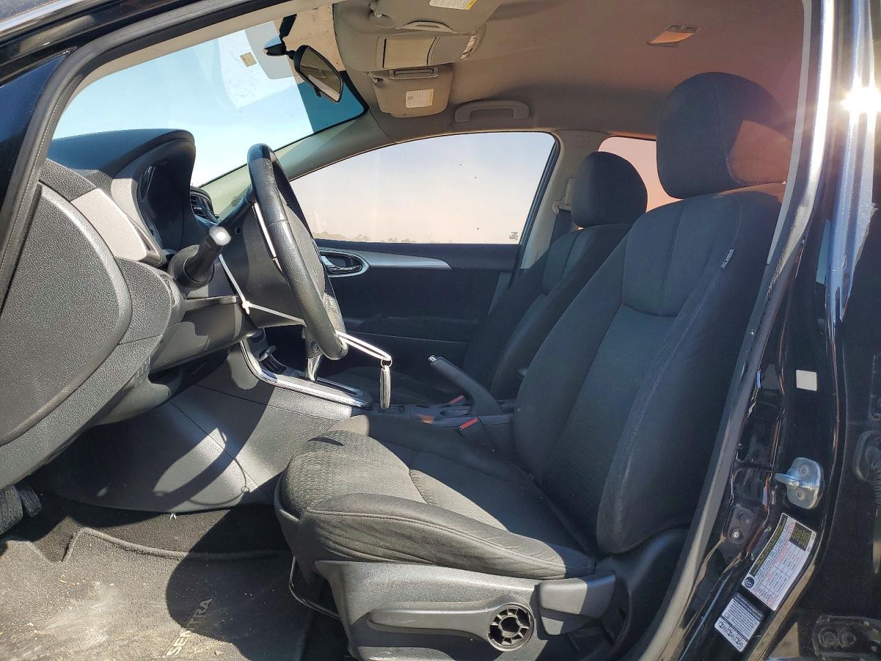 2015 Nissan Sentra S - Фото 7