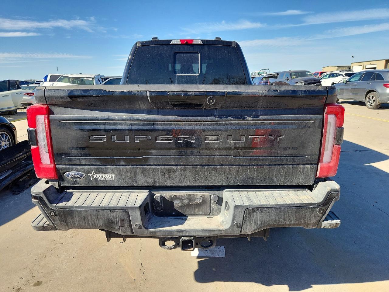 2025 Ford F250 Super Duty - Фото 6