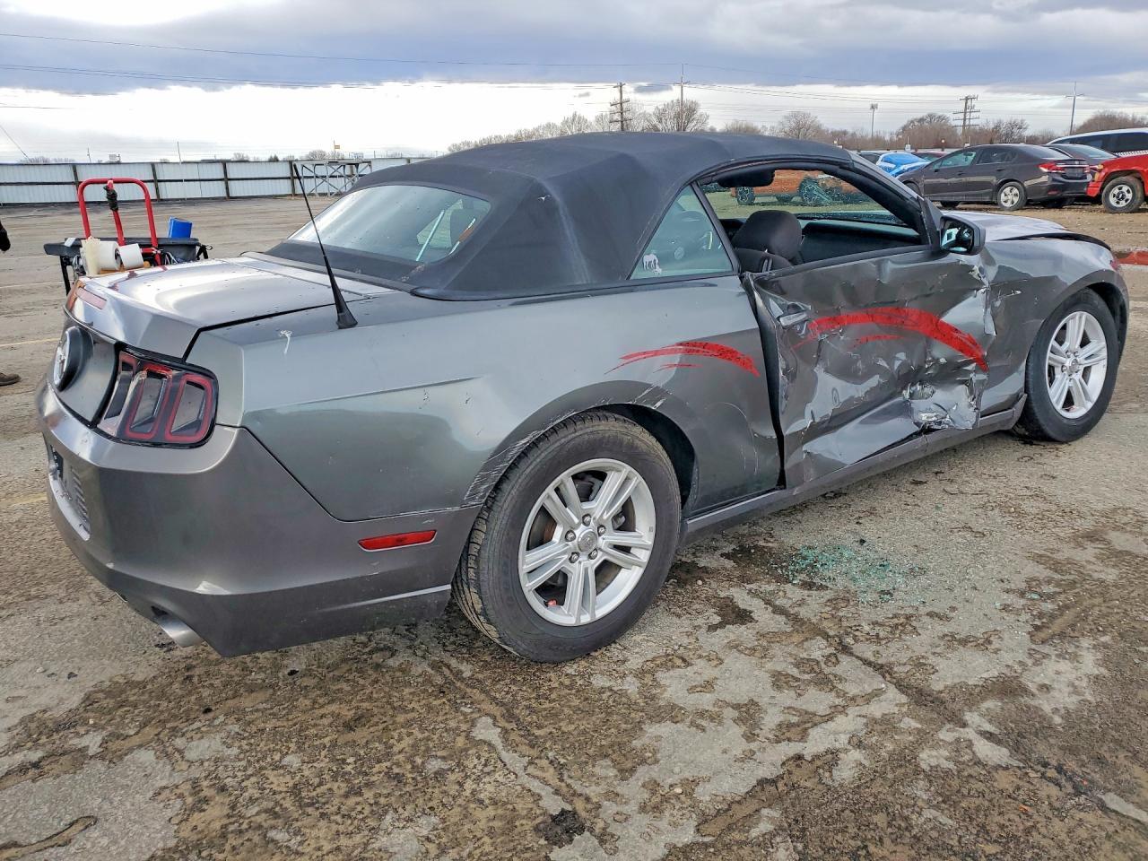 2014 Ford Mustang - Фото 3