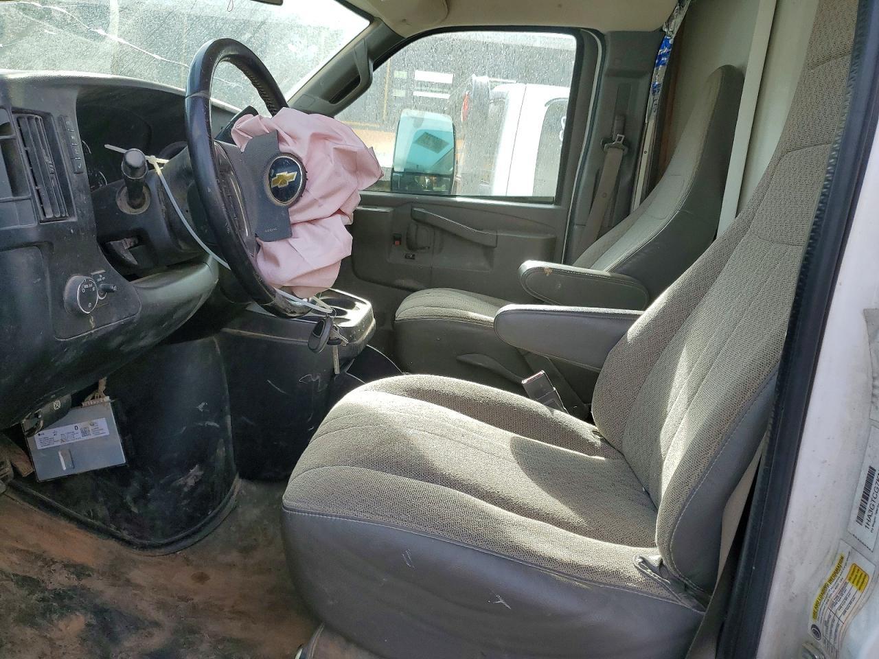 2019 Chevrolet Express G3500 - Фото 7