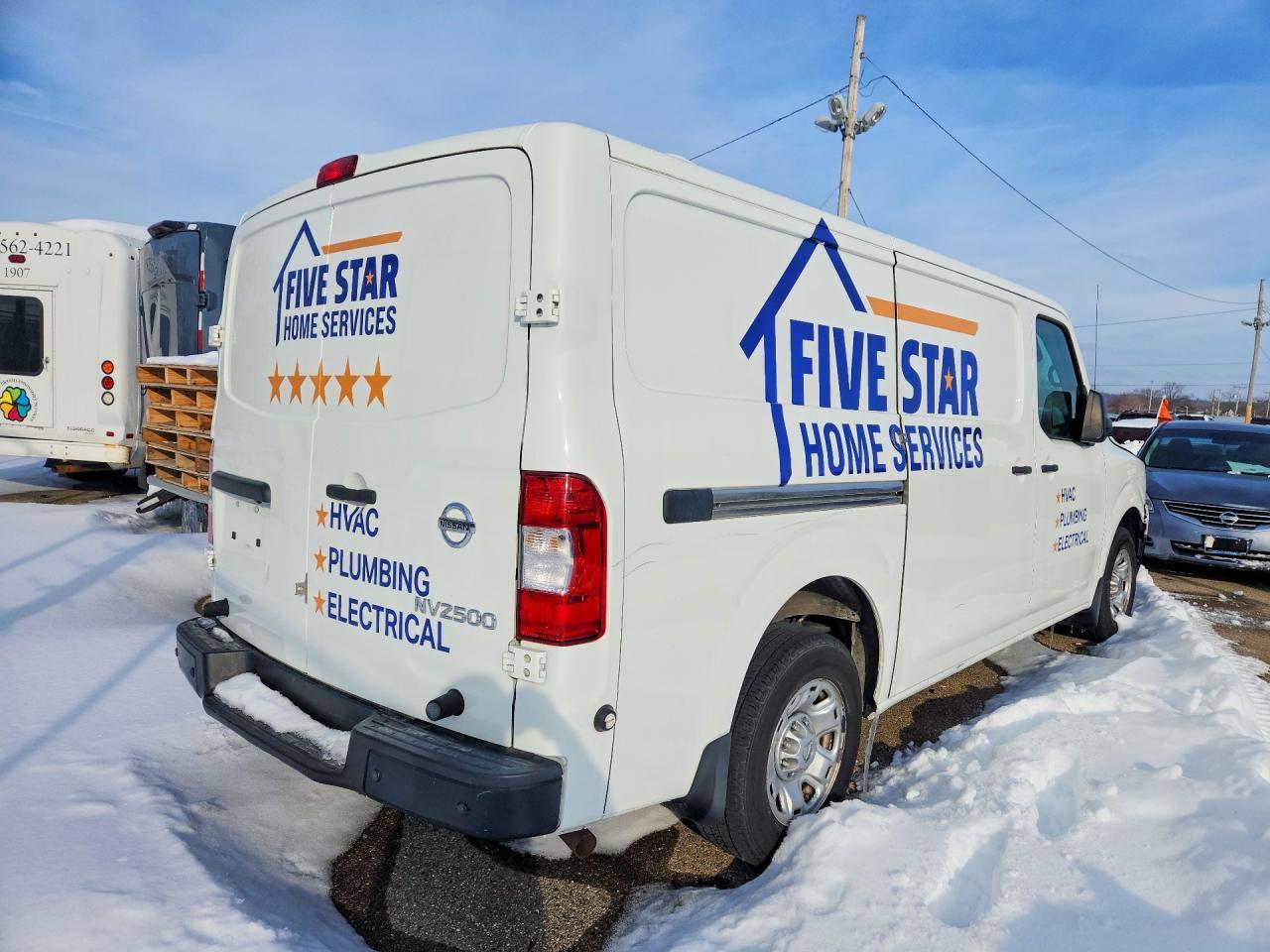 2020 Nissan Nv 2500 S - Image 3