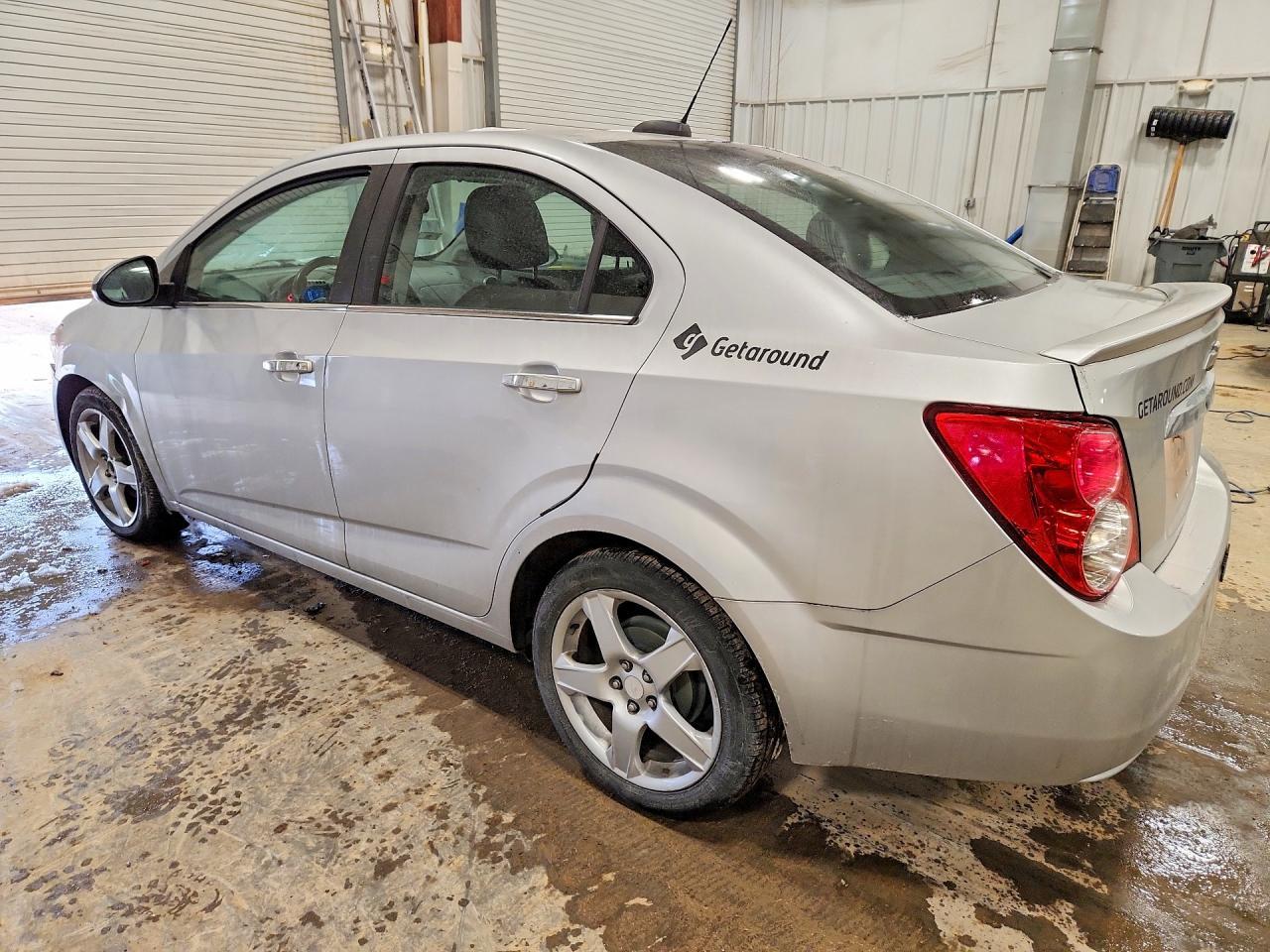 2015 Chevrolet Sonic Ltz - Фото 2