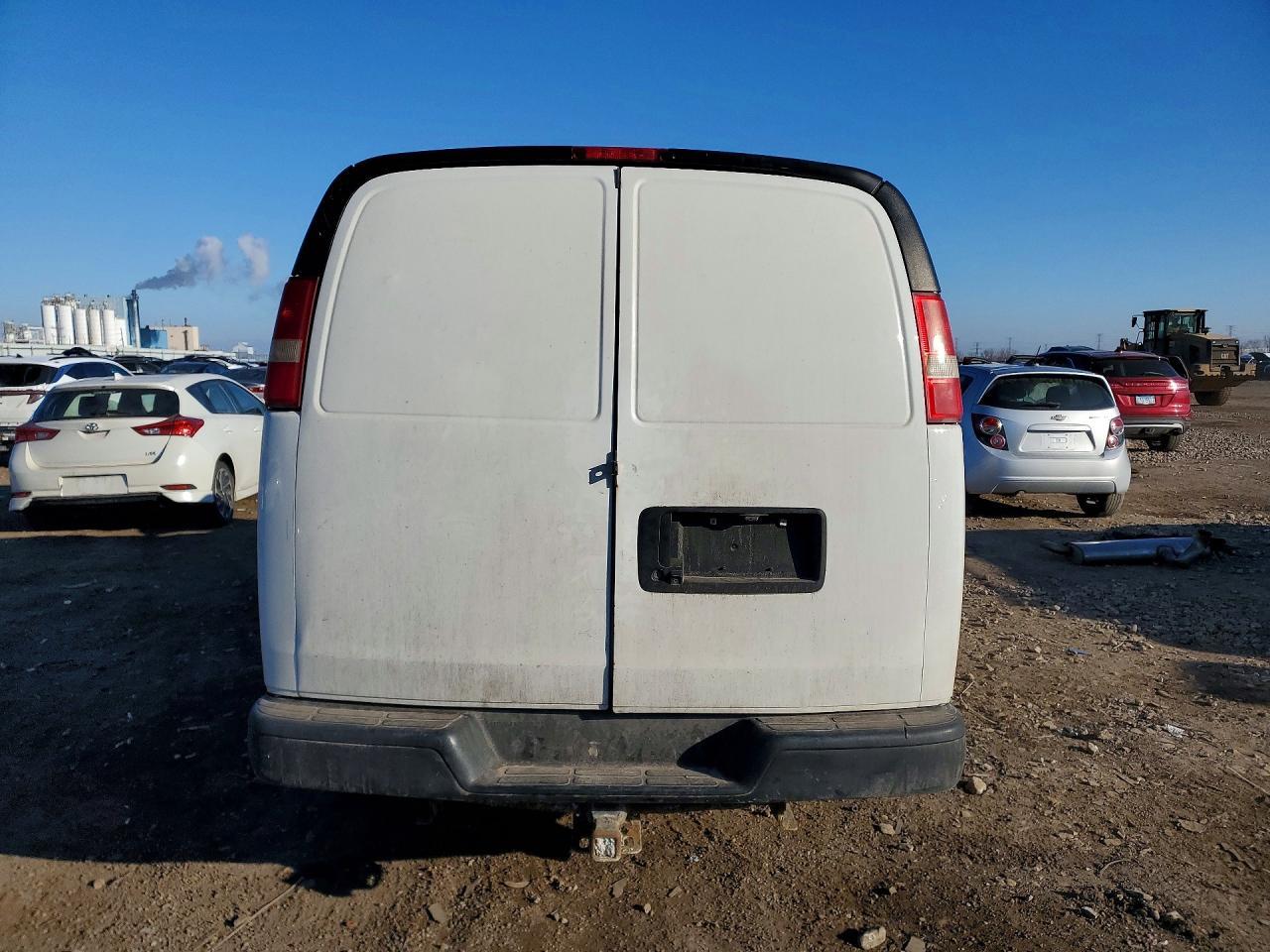 2013 Chevrolet Express G2500 - Фото 6