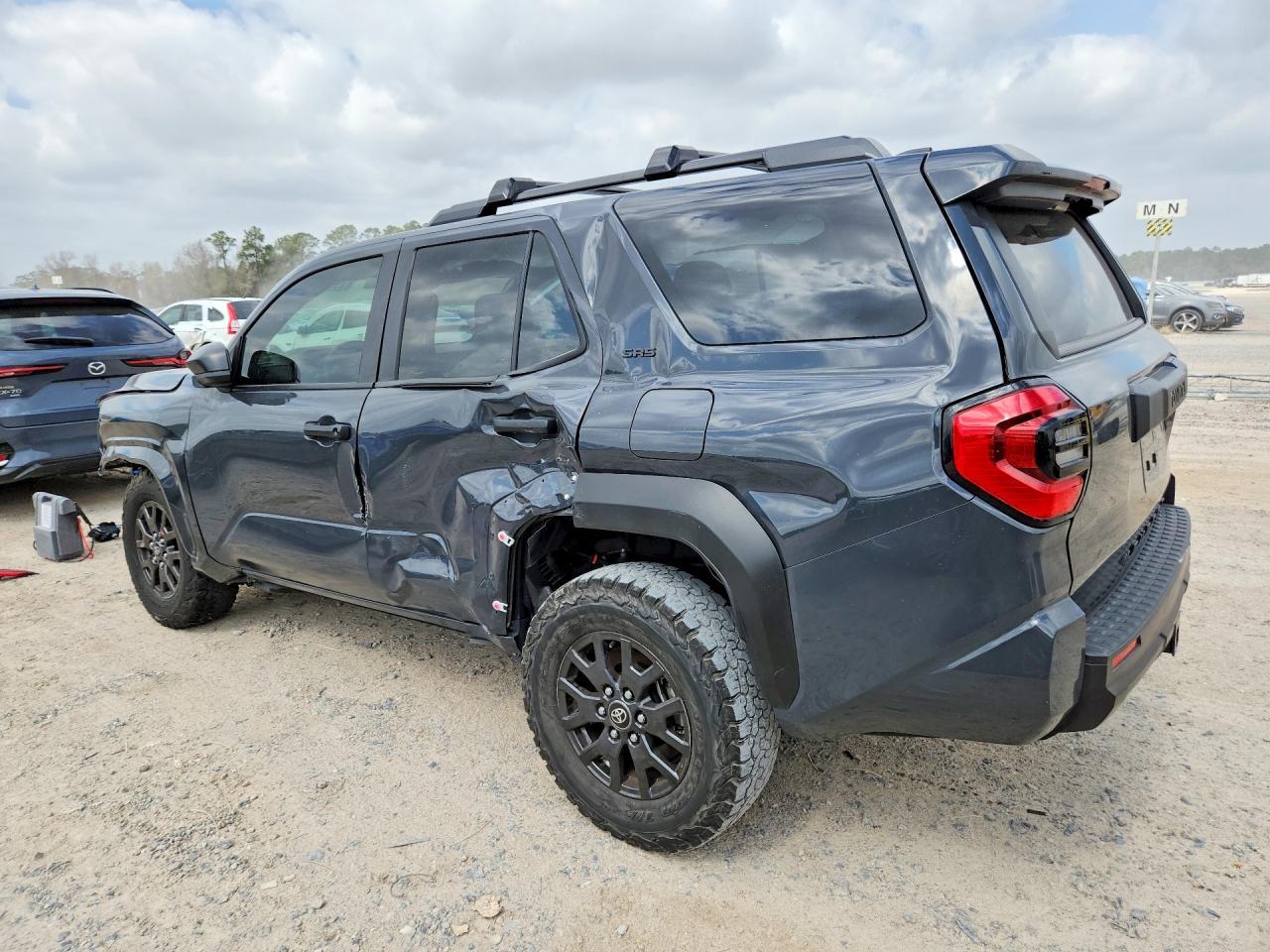 2025 Toyota 4Runner Sr5 - Фото 2
