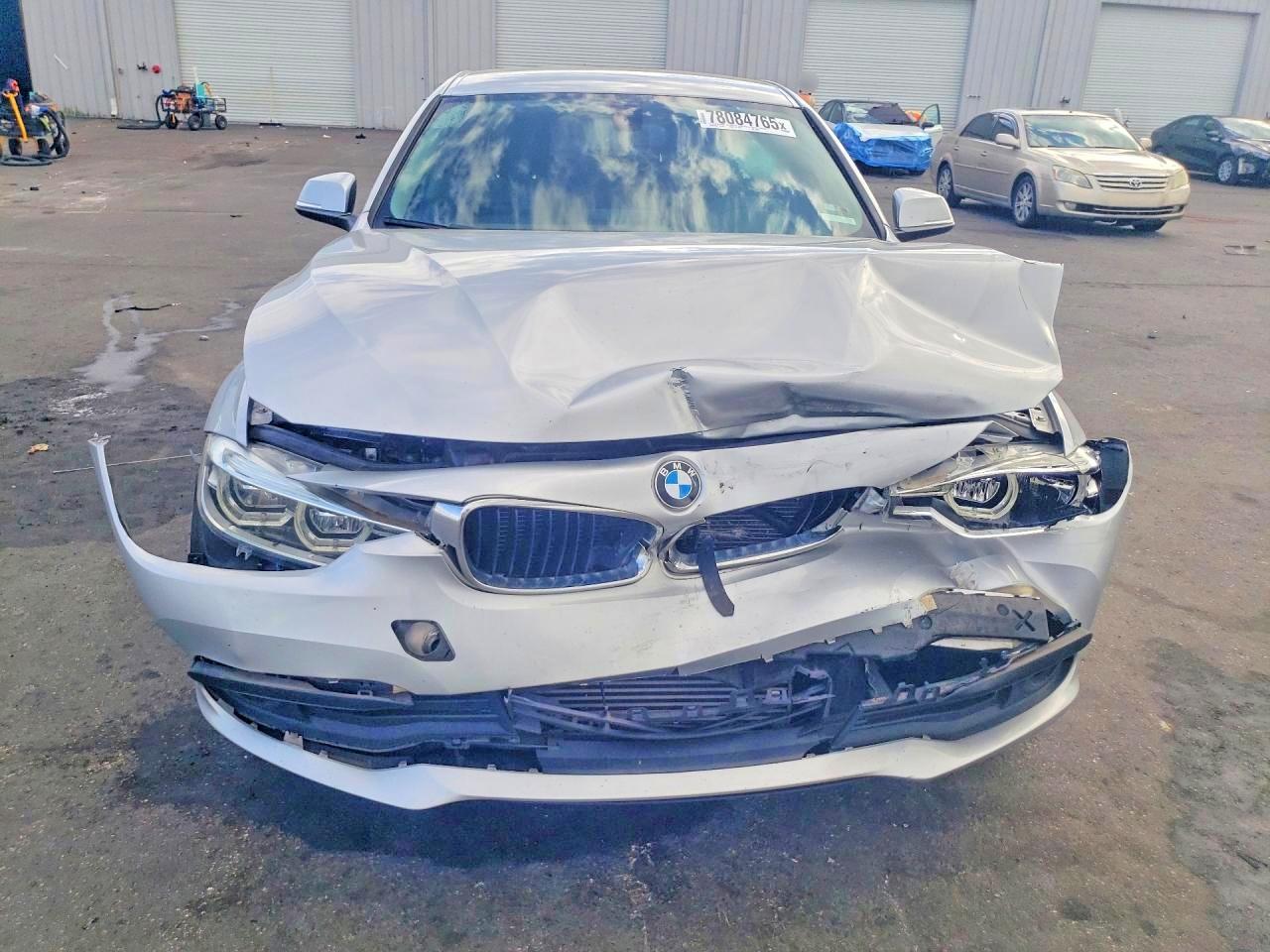 2018 BMW 320 I - Image 5