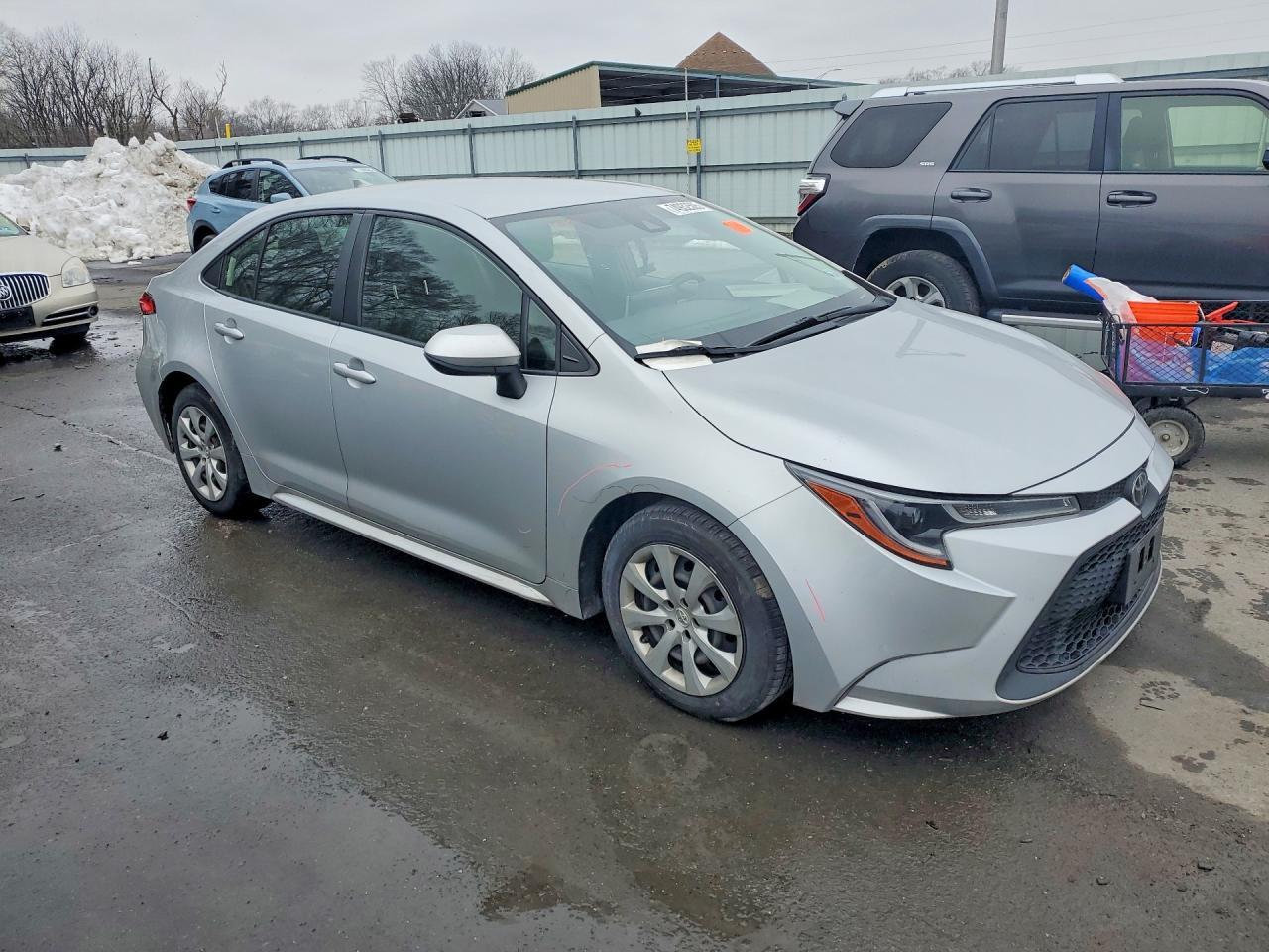 2021 Toyota Corolla Le - Фото 4
