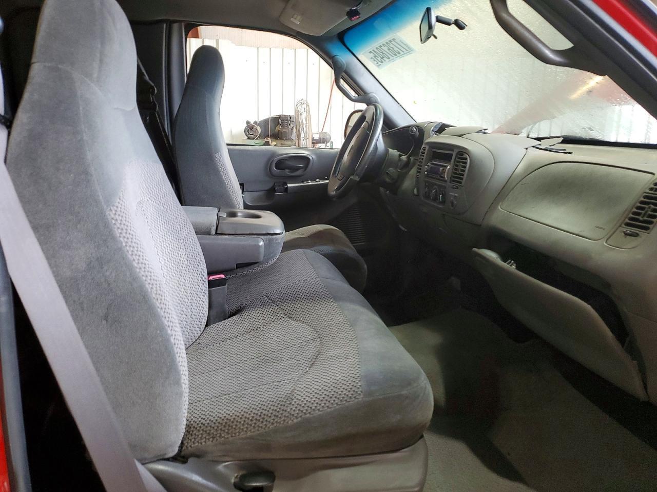 2000 Ford F150 - Image 7