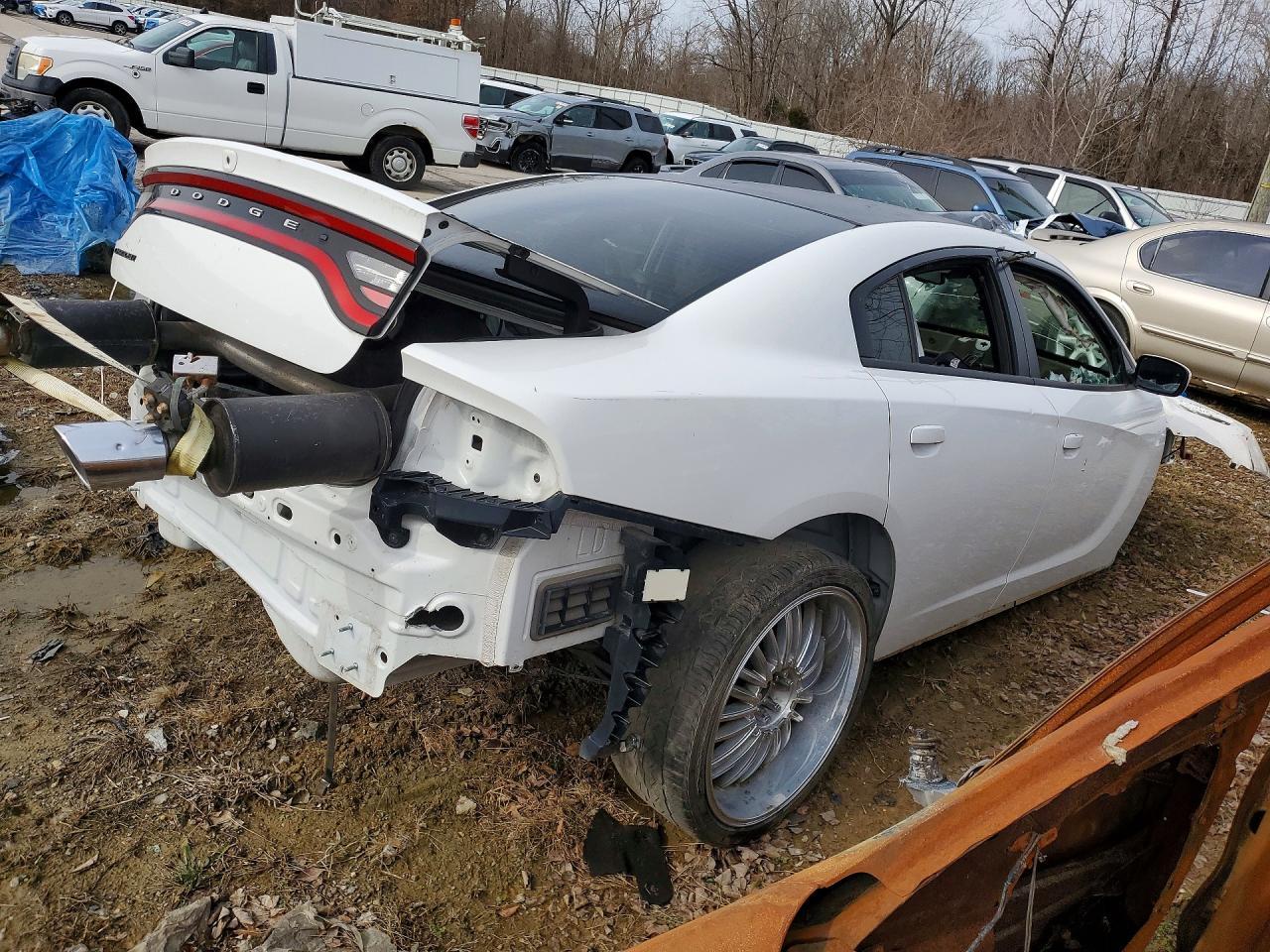 2018 Dodge Charger R/T - Image 3