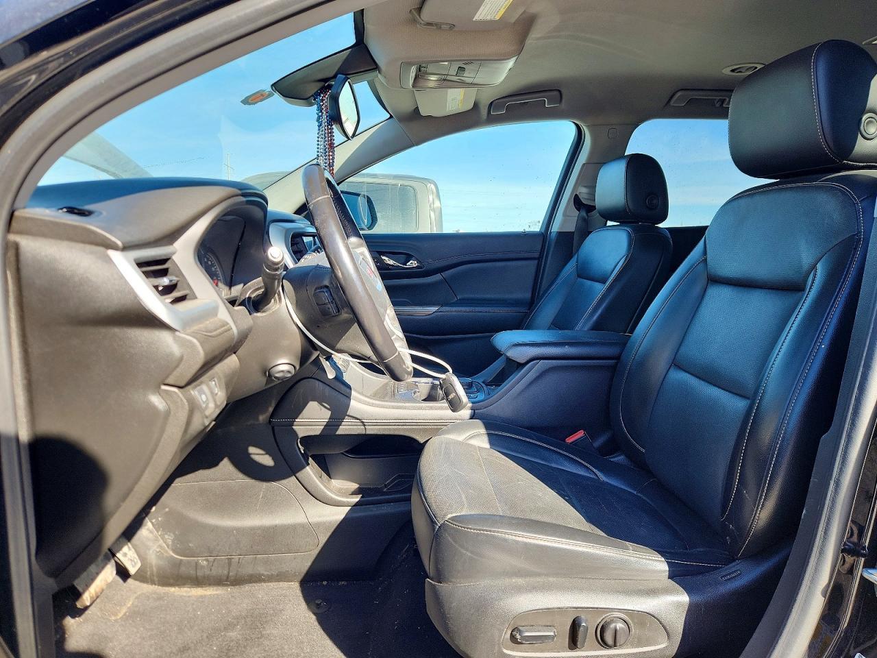2021 GMC Acadia Slt - Image 7