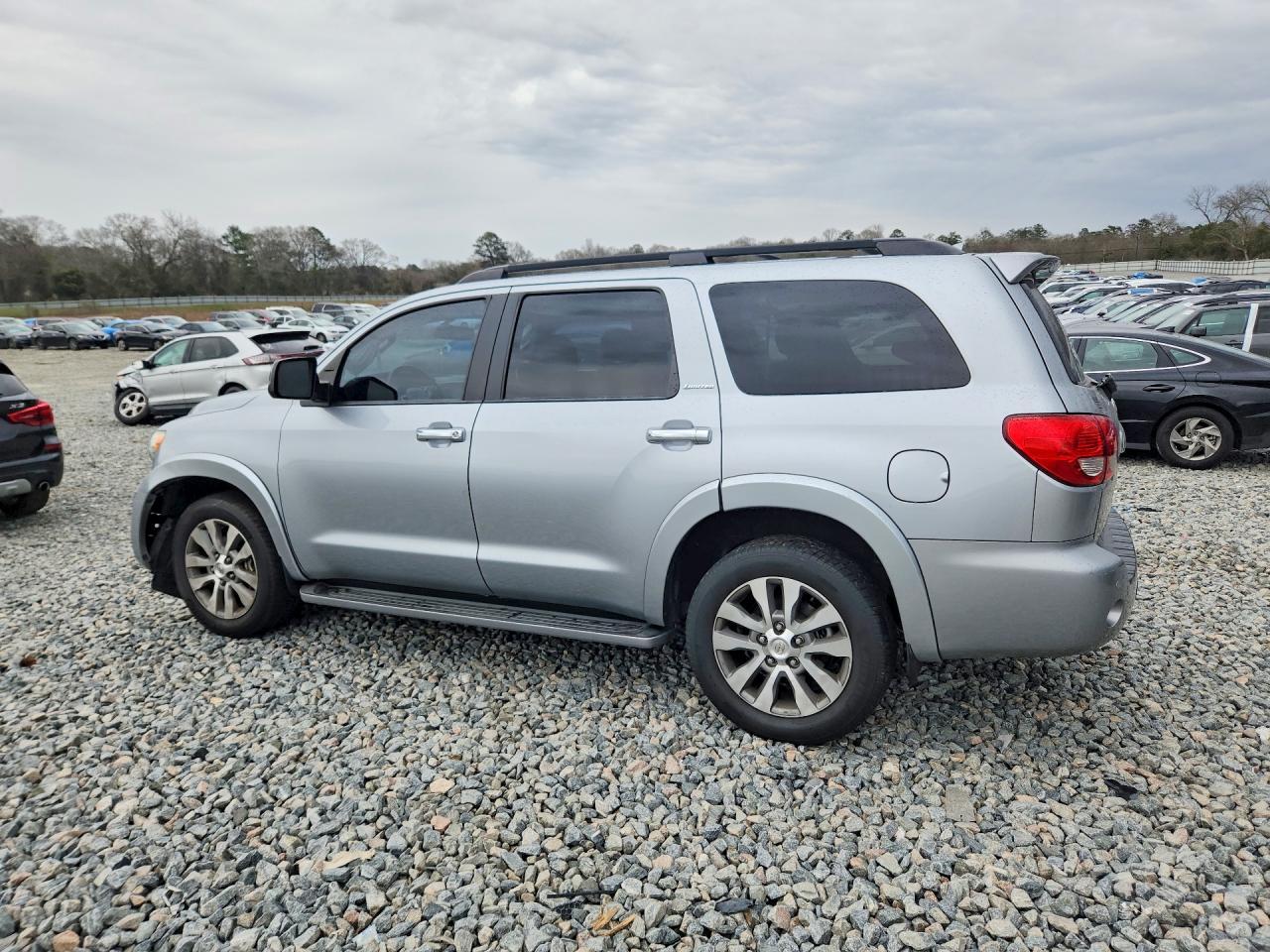 2016 Toyota Sequoia Limited - Image 2