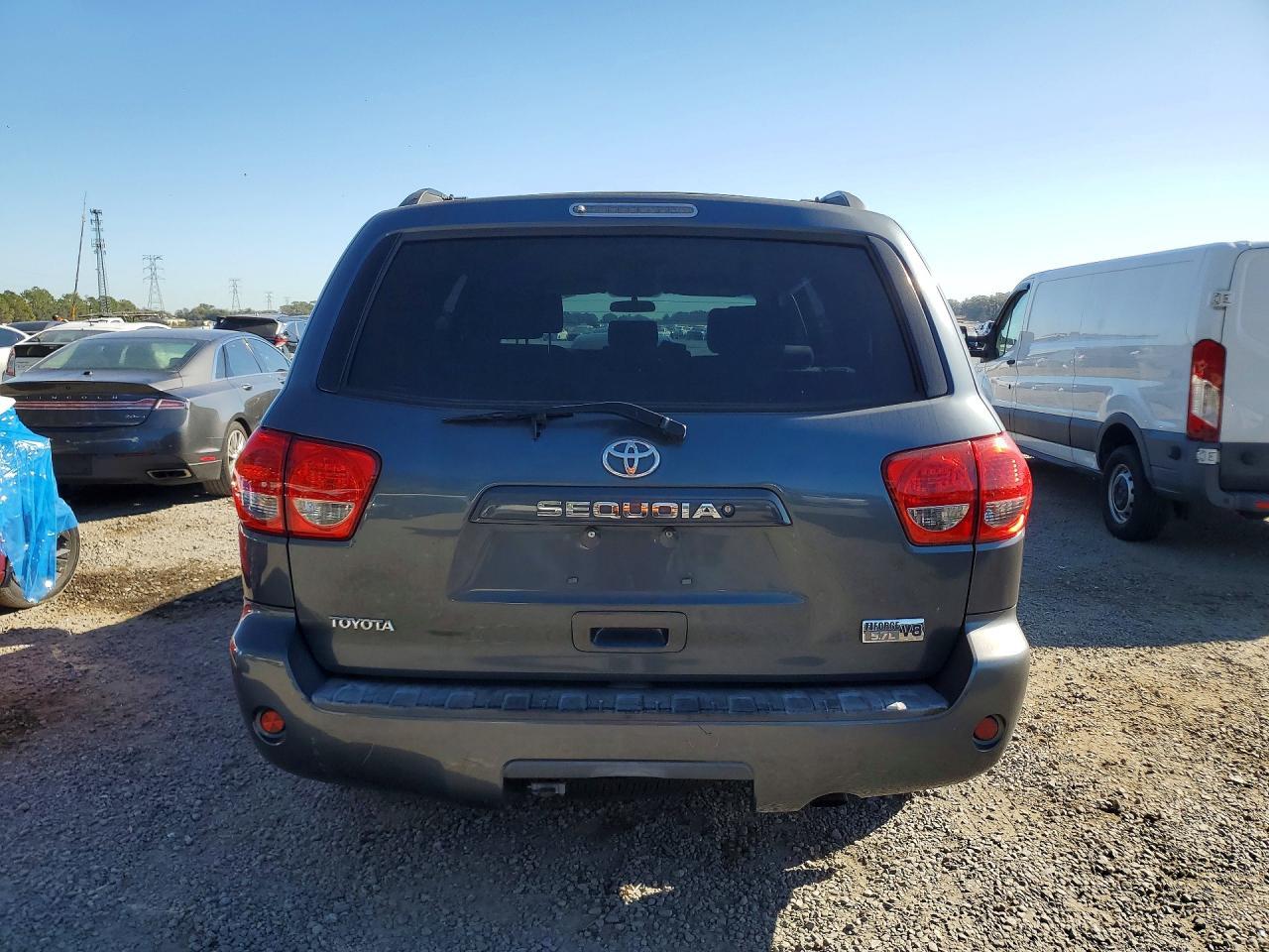 2008 Toyota Sequoia Sr5 - Image 6