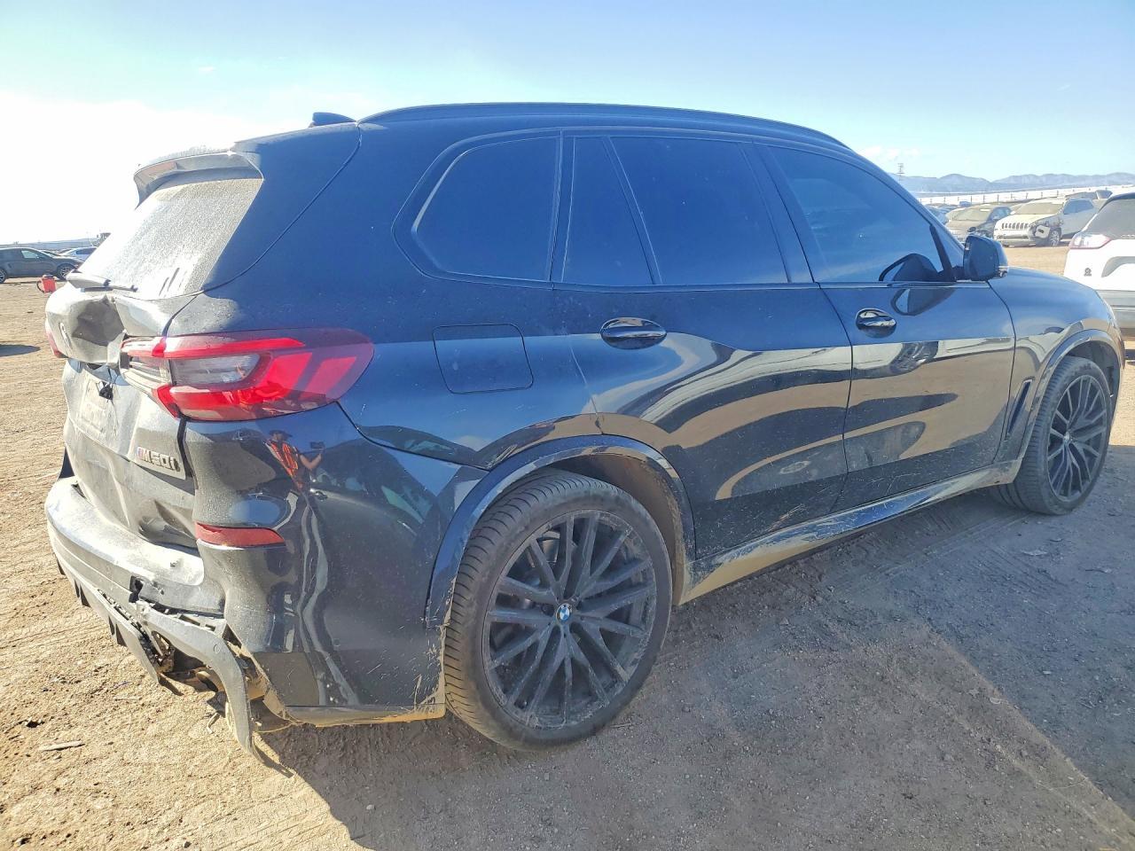 2021 BMW X5 M50I - Фото 3