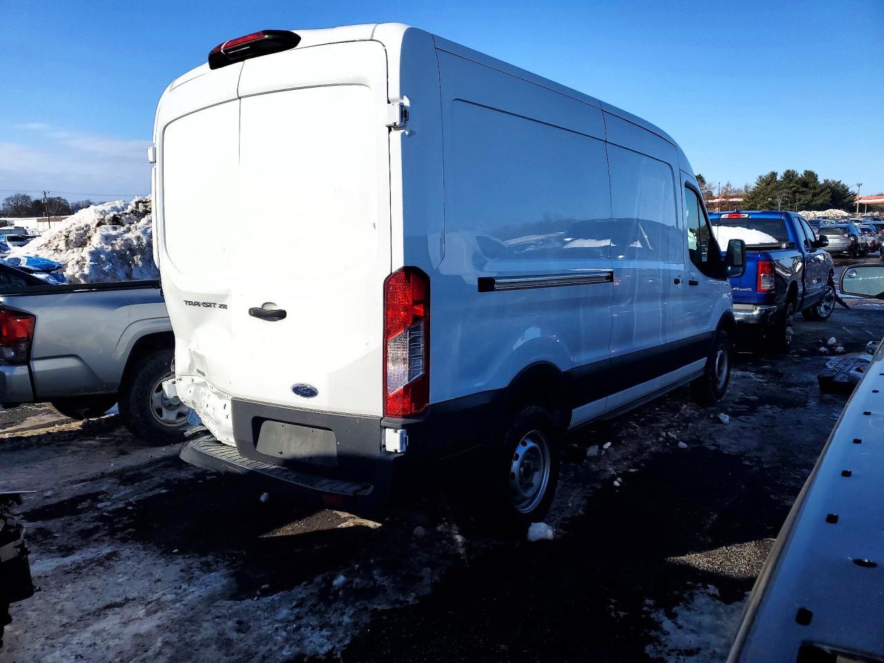 2023 Ford Transit 250 Utility / Service Van - Image 3