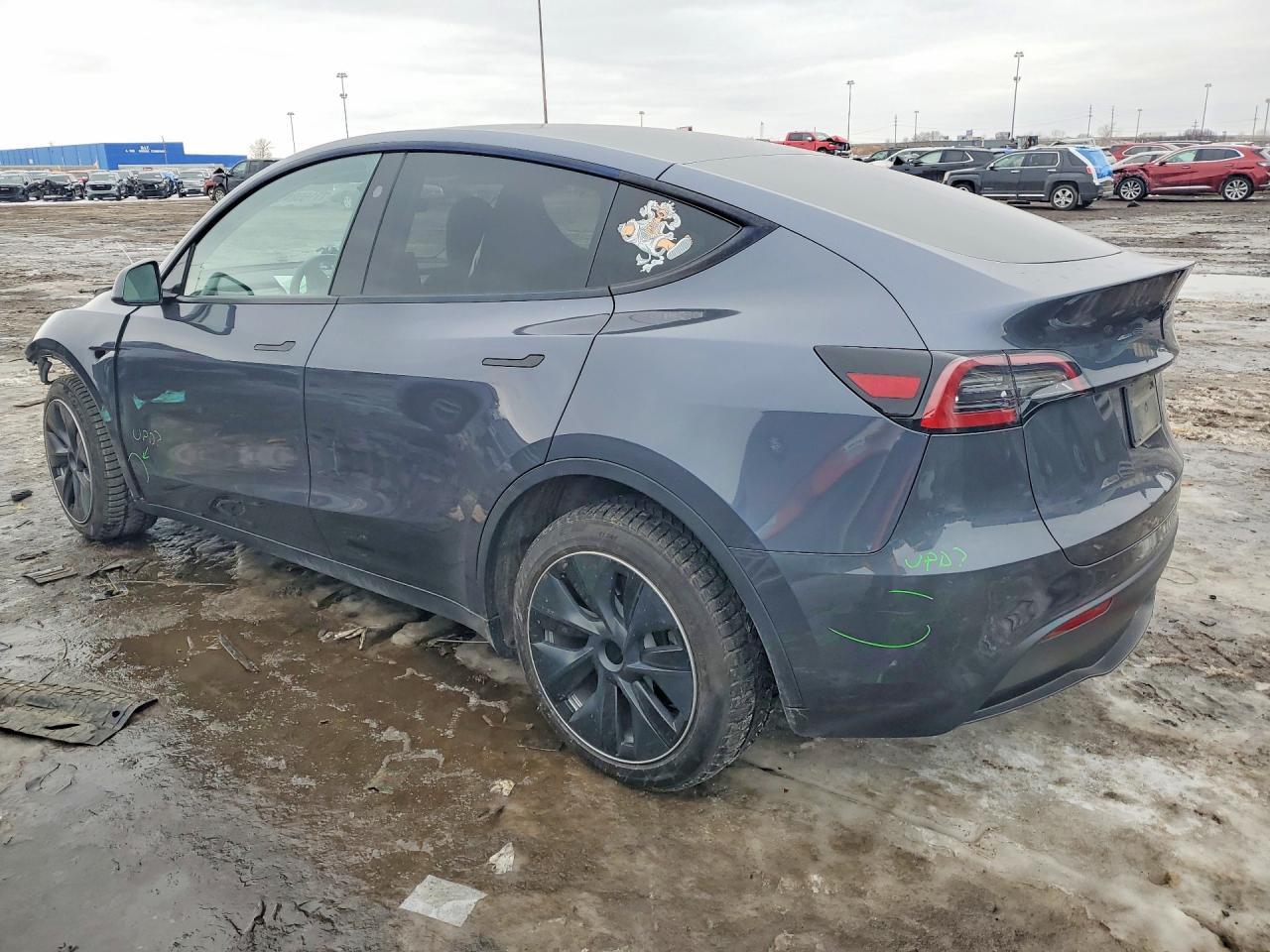 2023 Tesla Model Y - Image 2