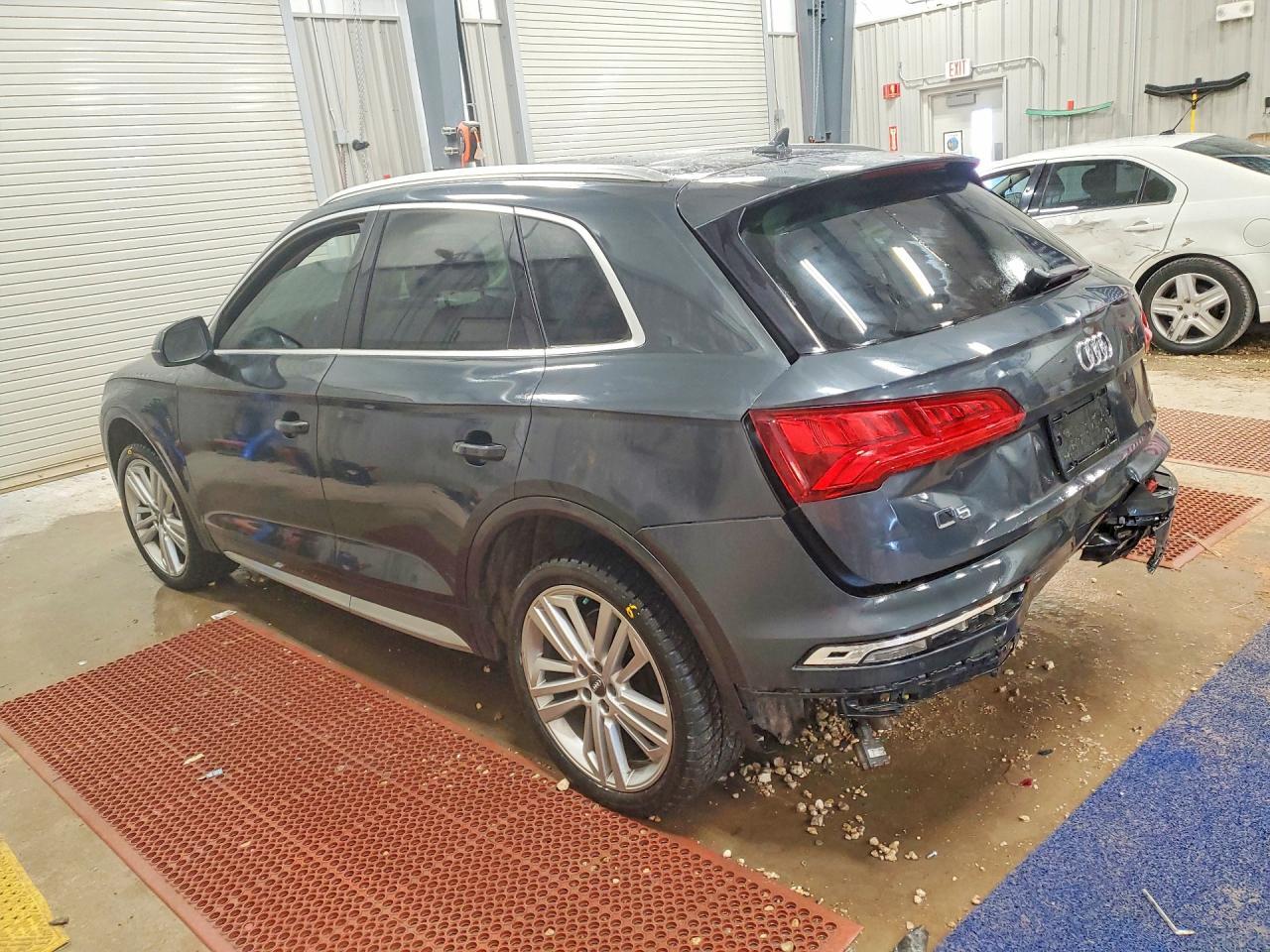 2019 Audi Q5 Premium Plus - Image 2