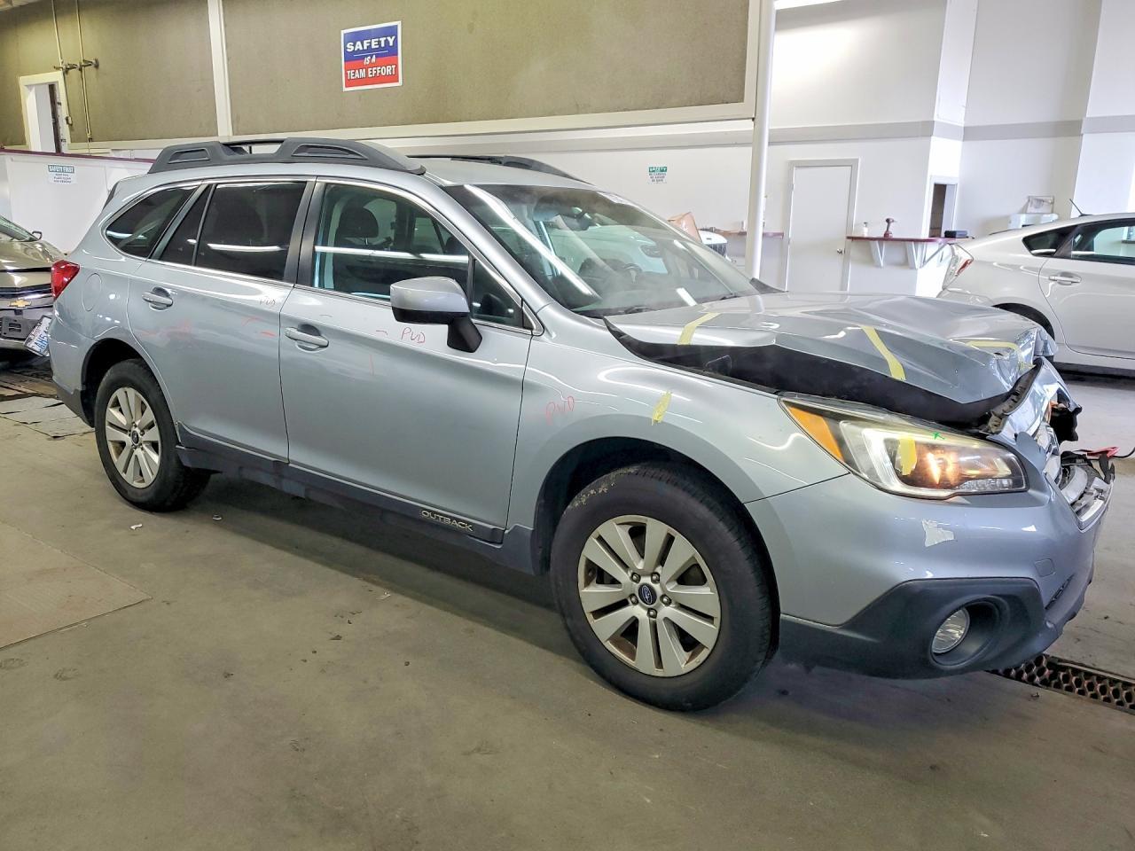 2017 Subaru Outback 2.5I Premium - Фото 4
