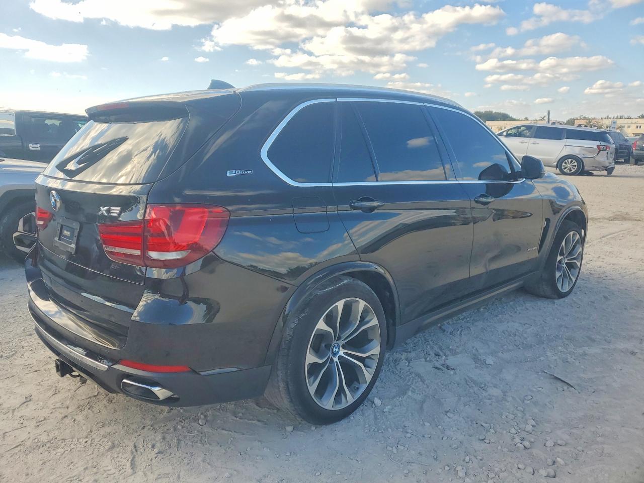 2017 BMW X5 Xdr40E - Фото 3