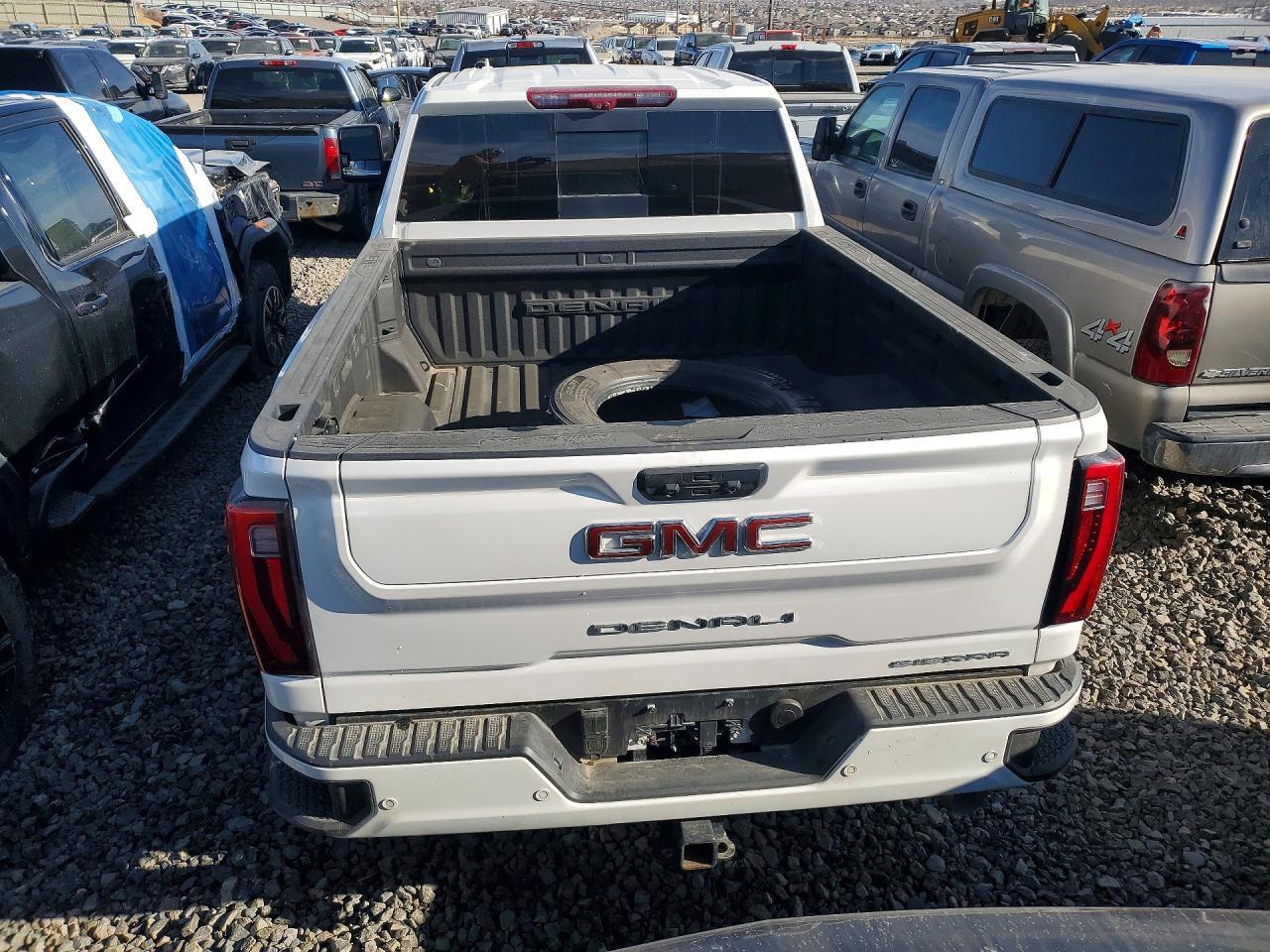 2024 GMC Sierra K2500 Denali - Image 6