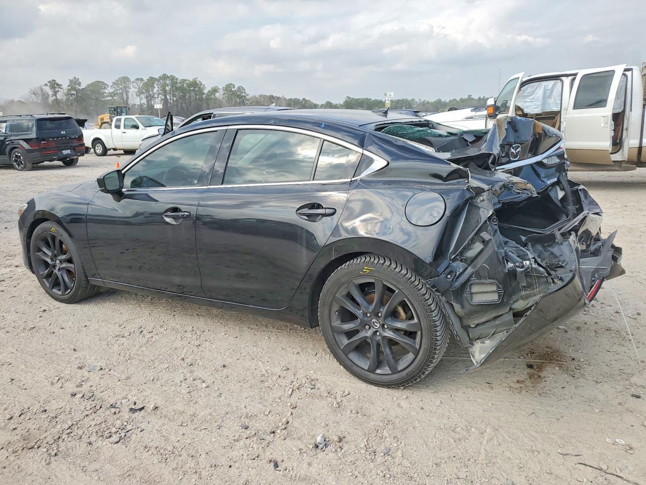 2017 Mazda 6 Touring - Image 2