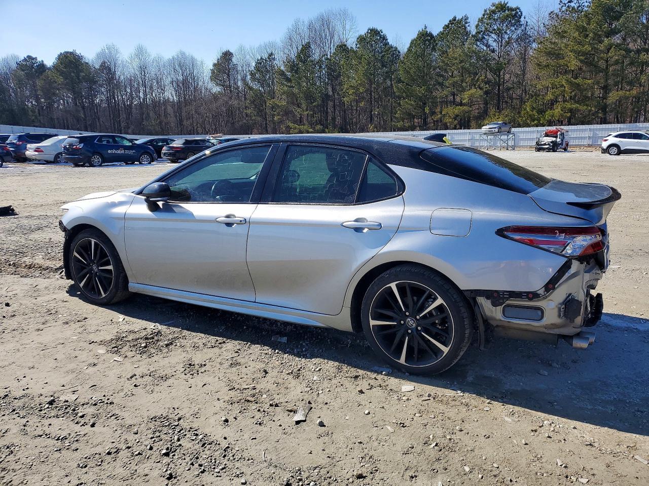 2018 Toyota Camry Xse - Фото 2