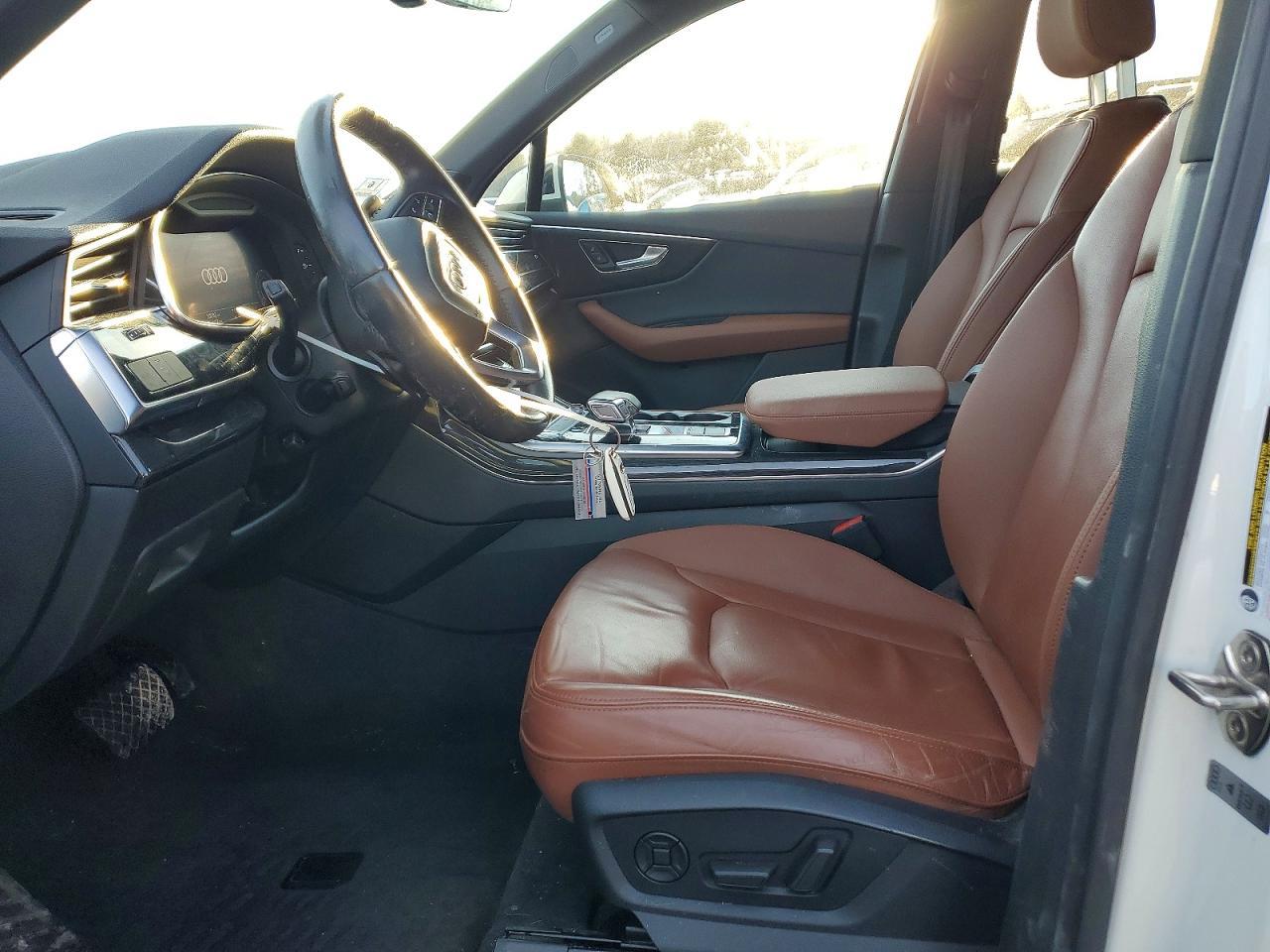 2020 Audi Q7 Premium Plus - Image 7