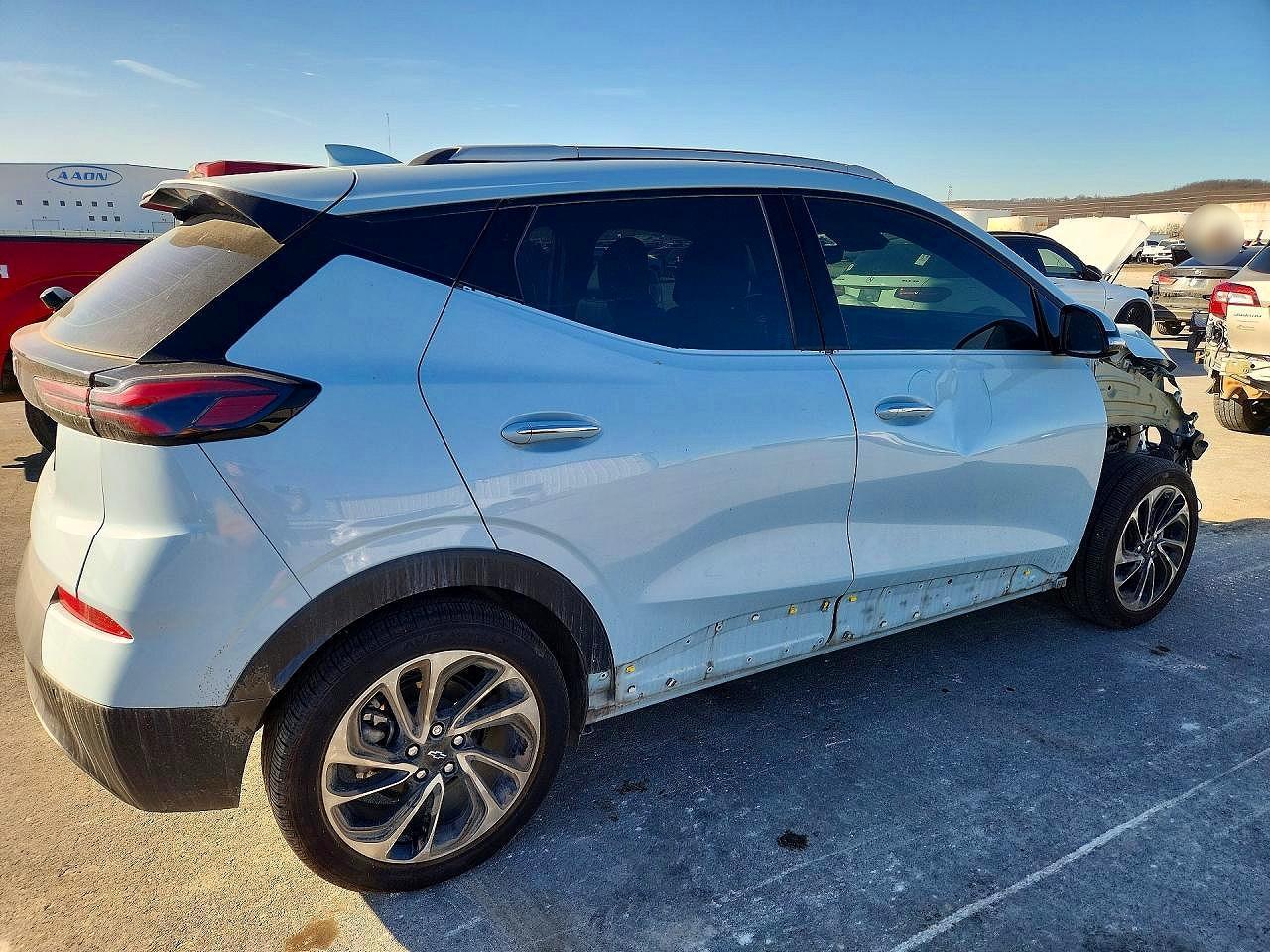 2023 Chevrolet Bolt Euv Premier - Фото 3