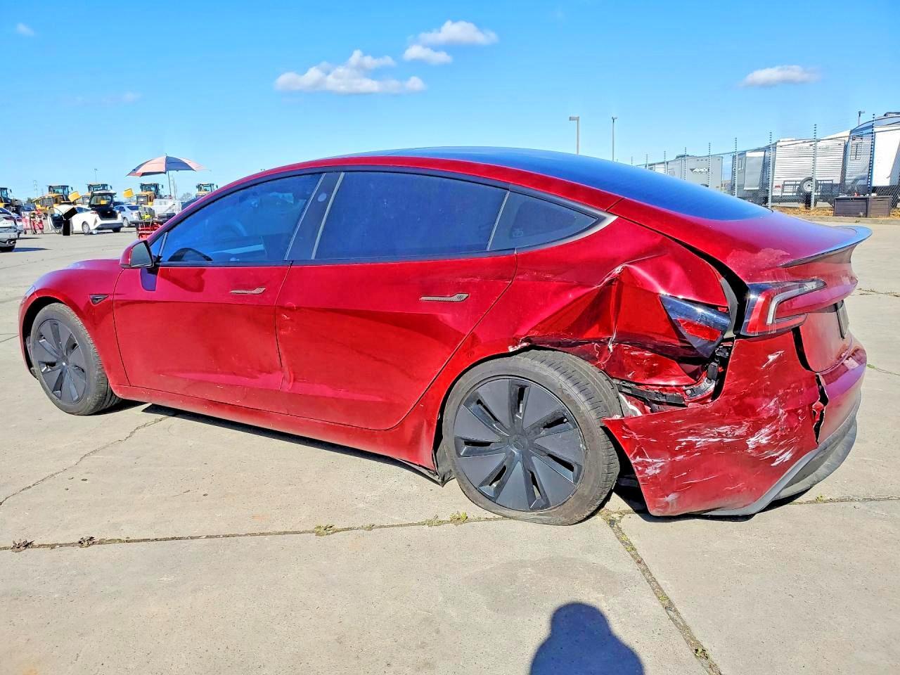 2025 Tesla Model 3 - Image 2