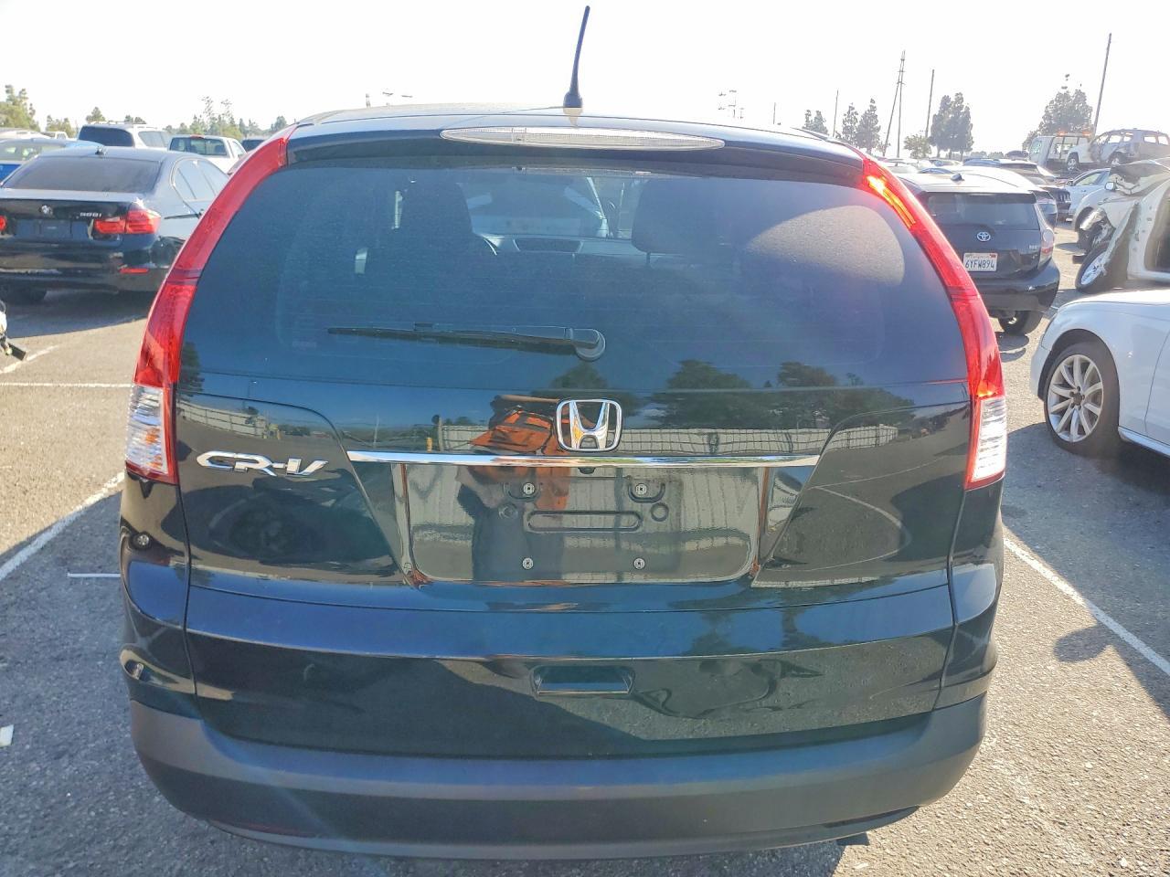 2012 Honda Cr-V Lx - Image 6