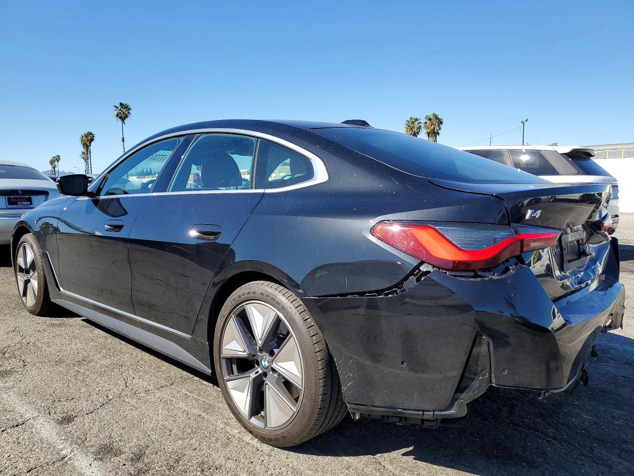 2025 BMW I4 Edrive 40 - Фото 2