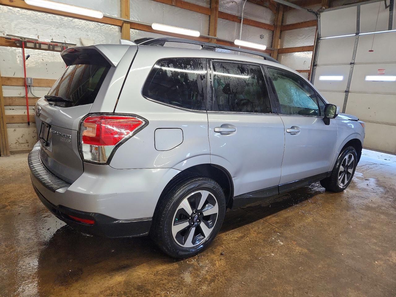 2017 Subaru Forester 2.5I Limited - Фото 3
