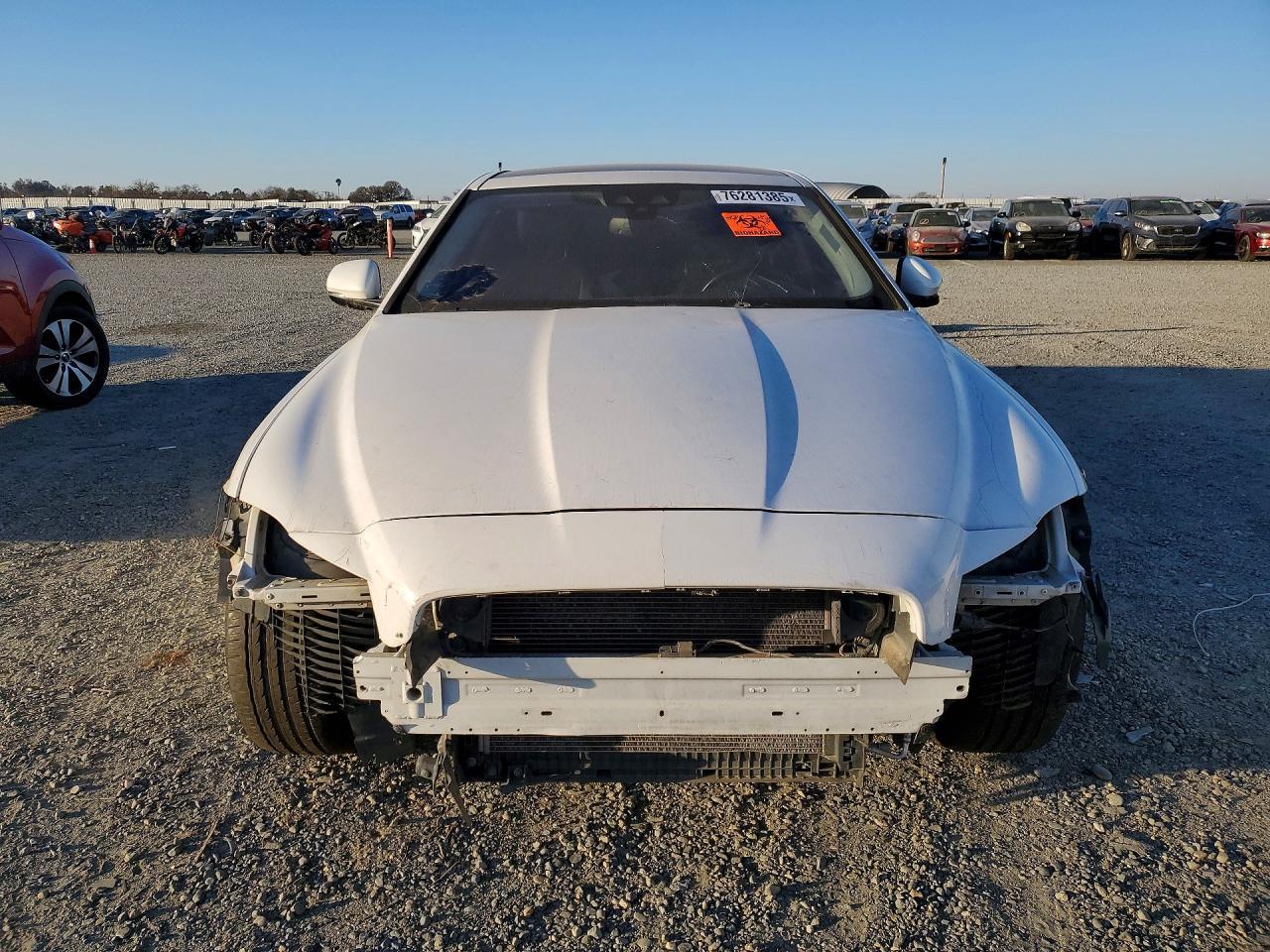 2016 Jaguar Xf Premium - Image 5