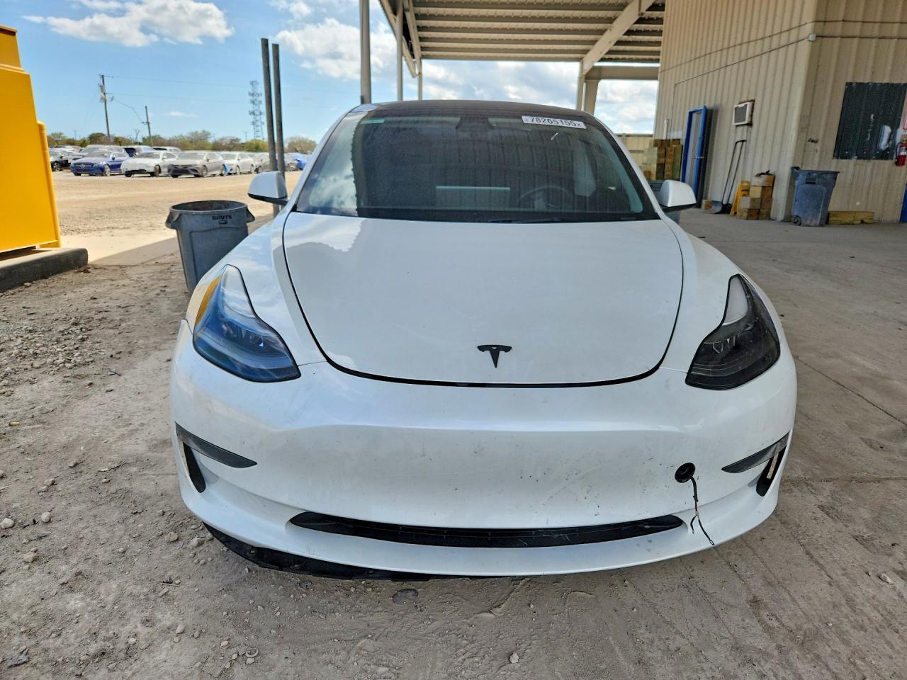 2023 Tesla Model 3 - Фото 5