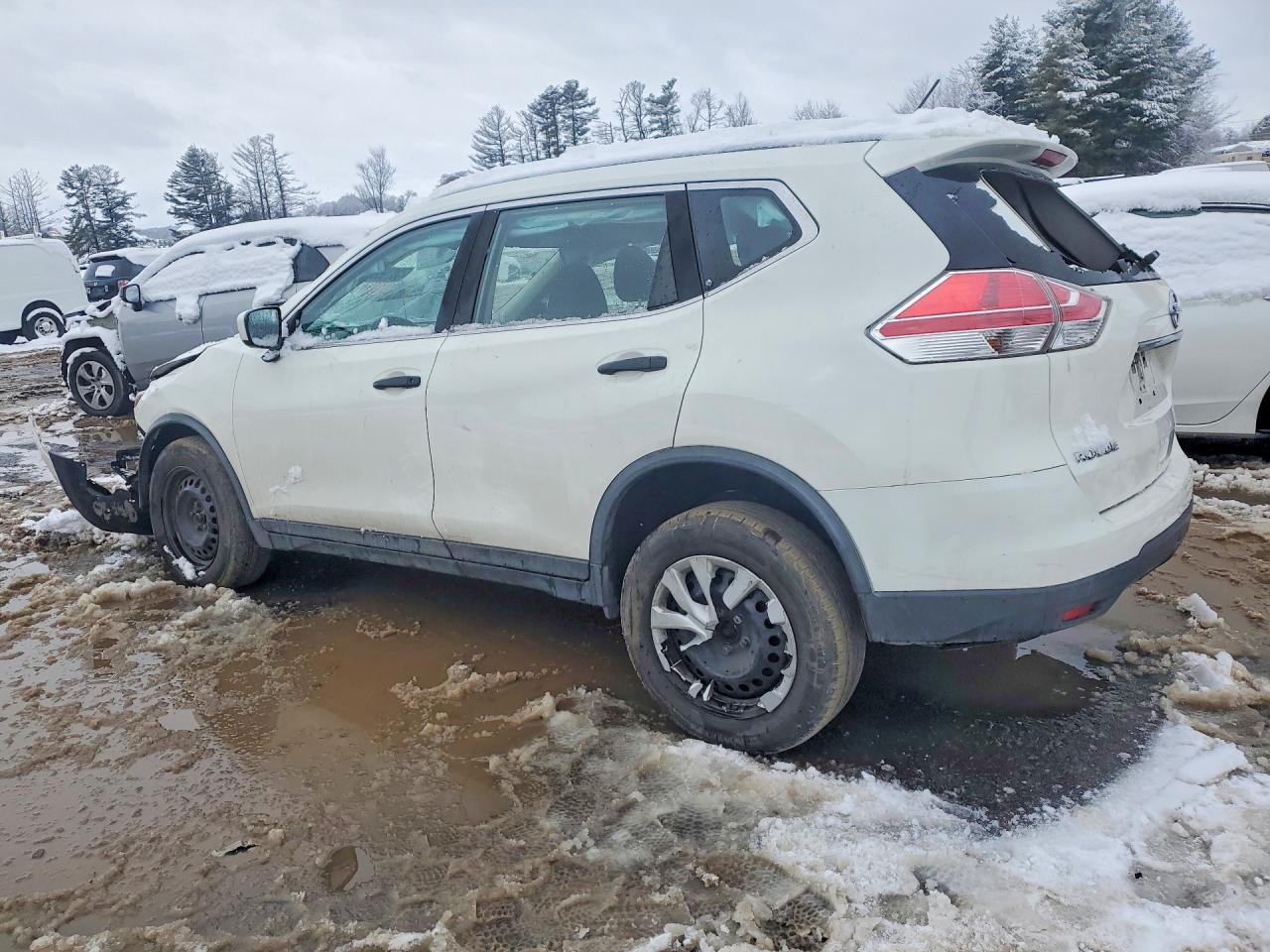 2016 Nissan Rogue S - Фото 2