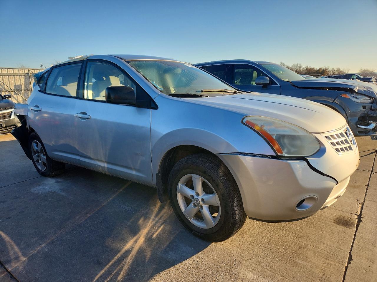 2009 Nissan Rogue S - Image 4