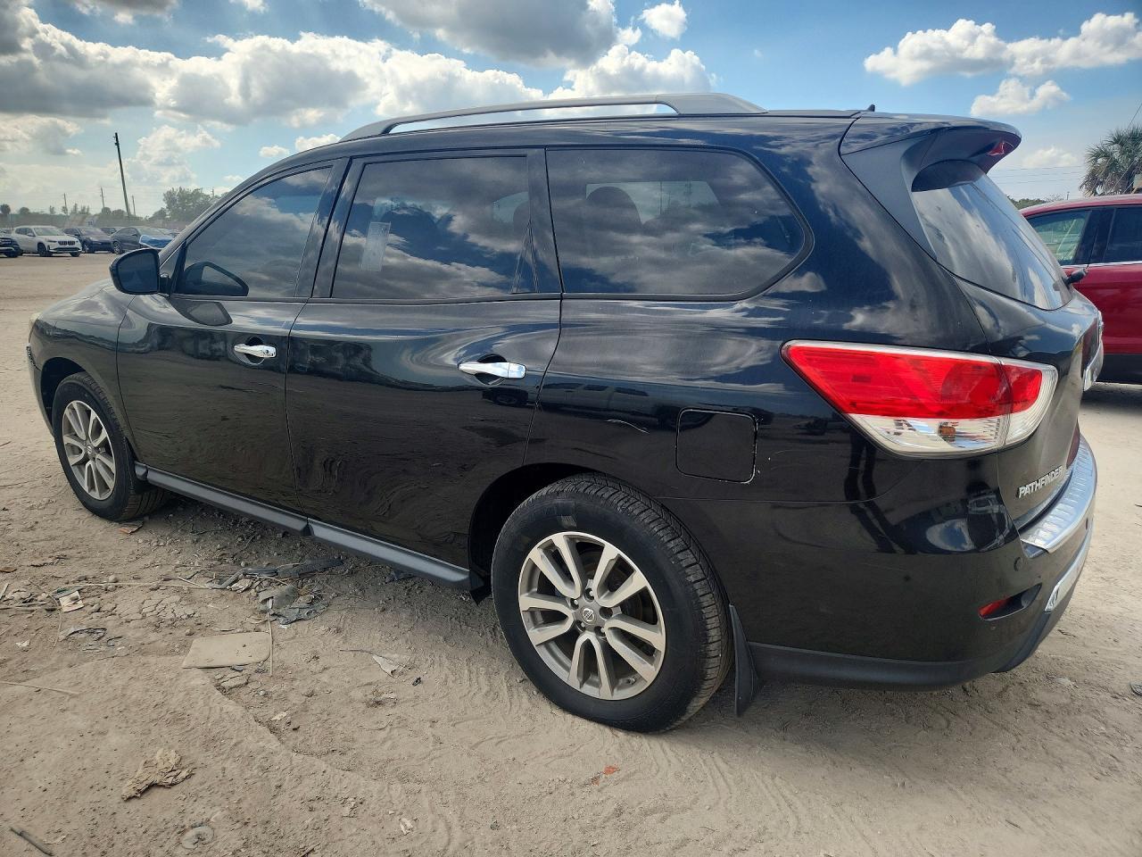 2015 Nissan Pathfinder Sv - Фото 2