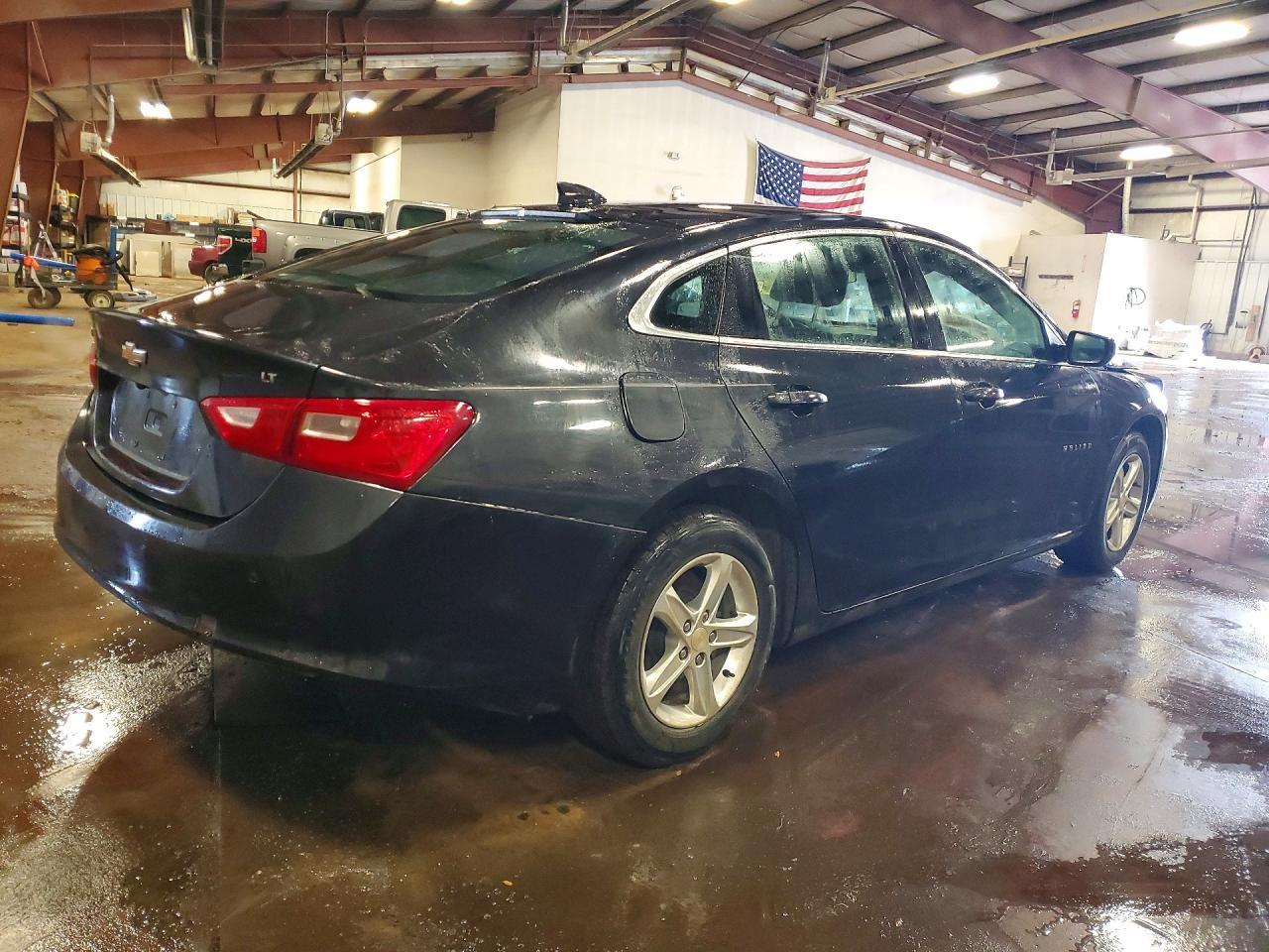 2023 Chevrolet Malibu Lt - Фото 3