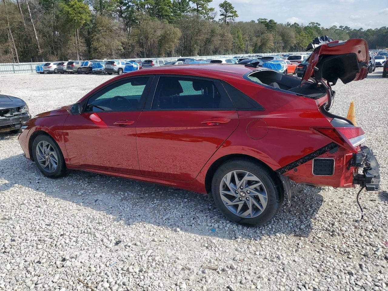 2024 Hyundai Elantra Sel - Фото 2